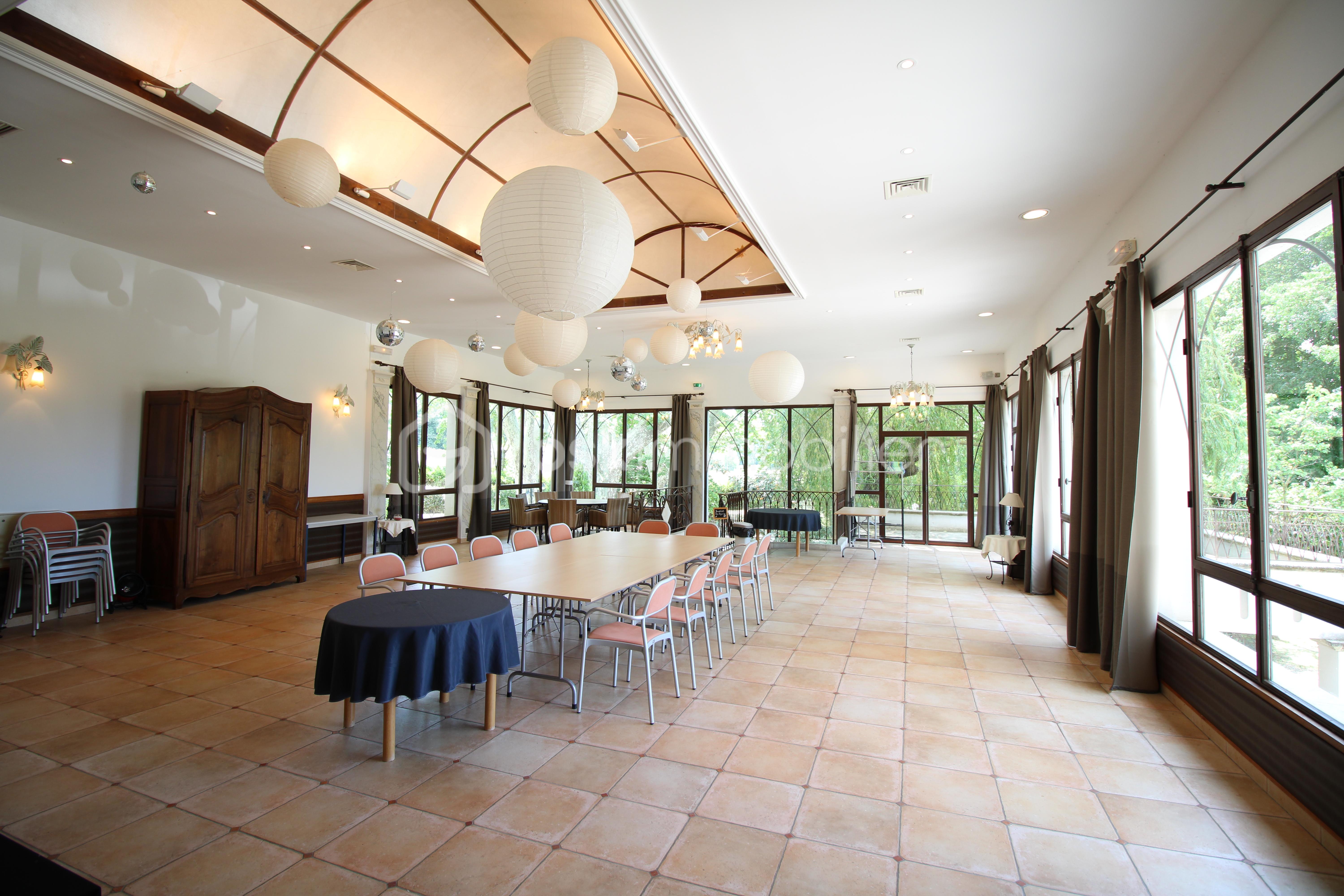 Fonds de commerce - 25.JPG