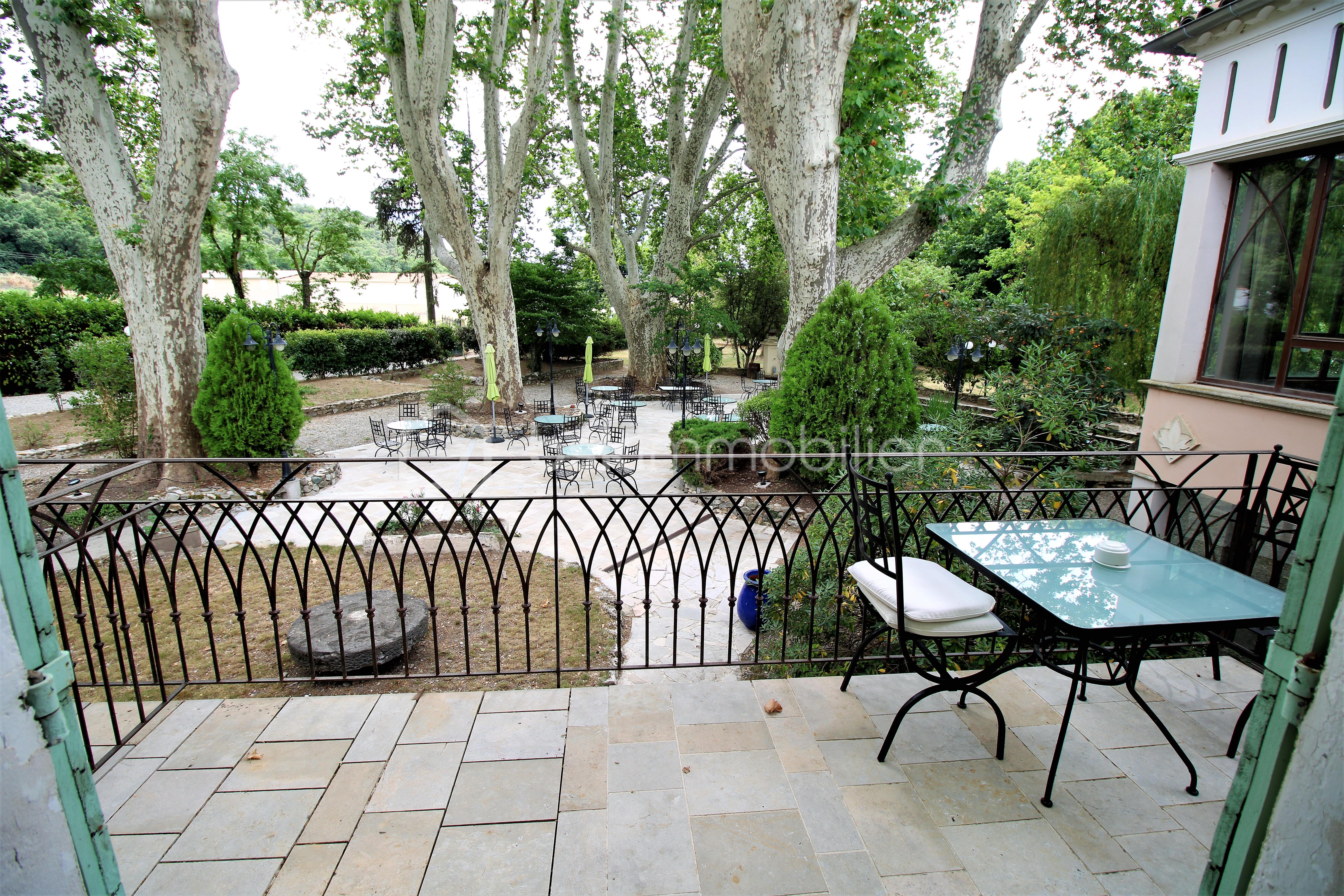 Fonds de commerce - 13.JPG