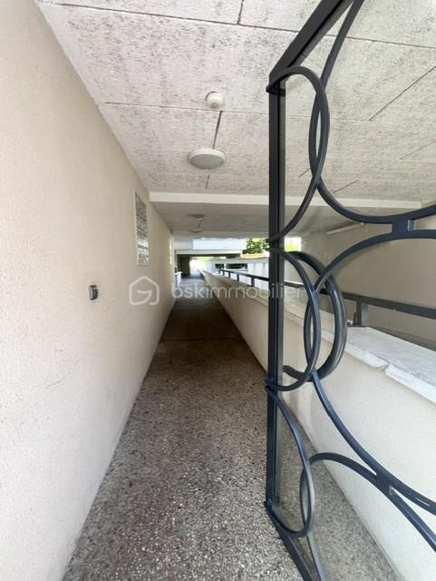 ENTREE PORTE RESIDENCE.jpg