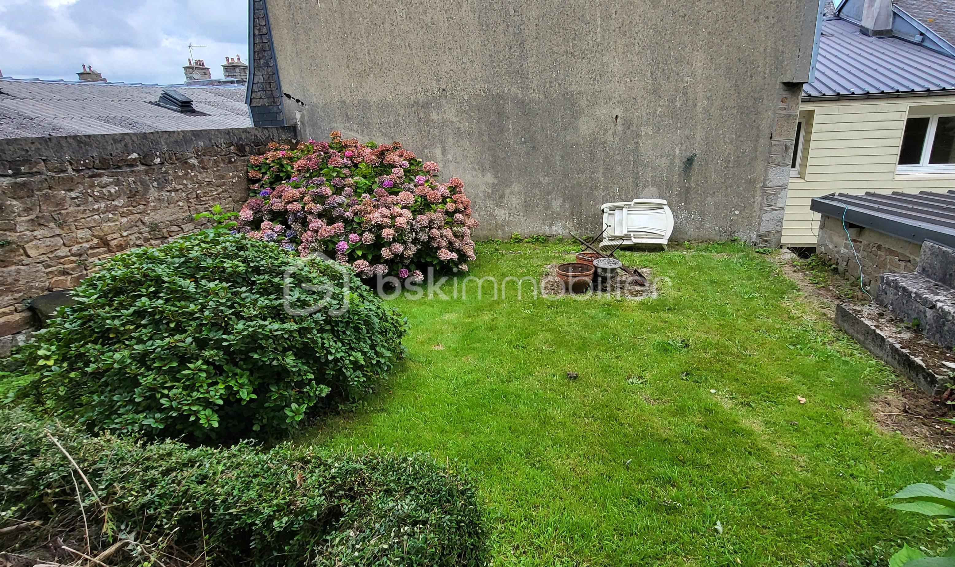 Maison de village de 83 m² - MARGUERIE jardin 2.jpg
