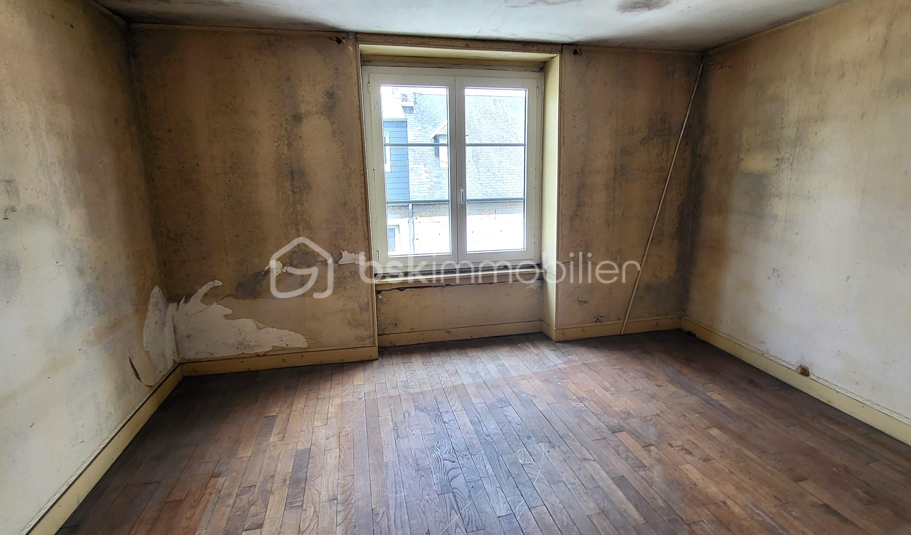 Maison de village de 83 m² - MARGUERIE chambre ple 2 du second.jpg