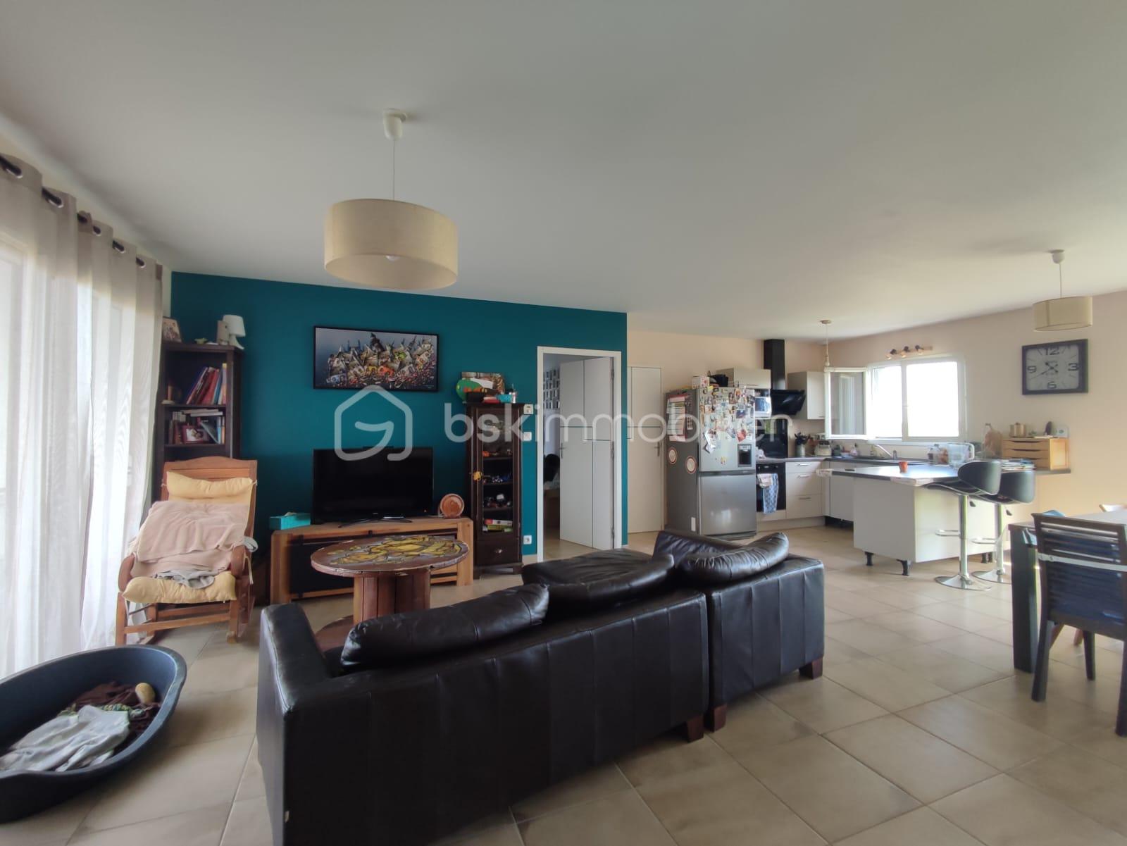 Maison contemporaine de 130,17 m² - IMG-20250415-WA0028.jpg