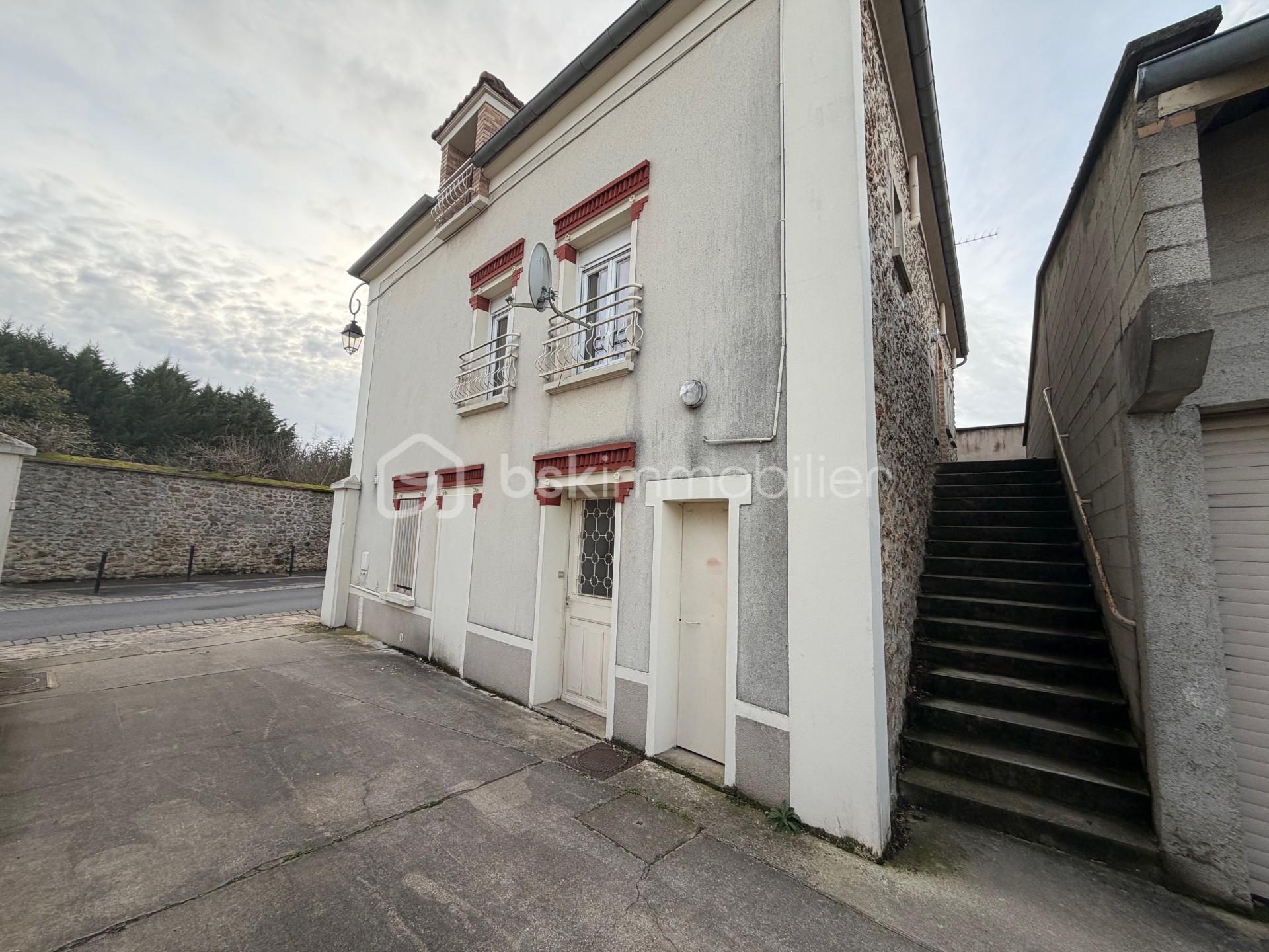 Immeuble de 267 m² - c15a3473-1784-498f-a3bd-dfbcd0dd5dd7.jpg