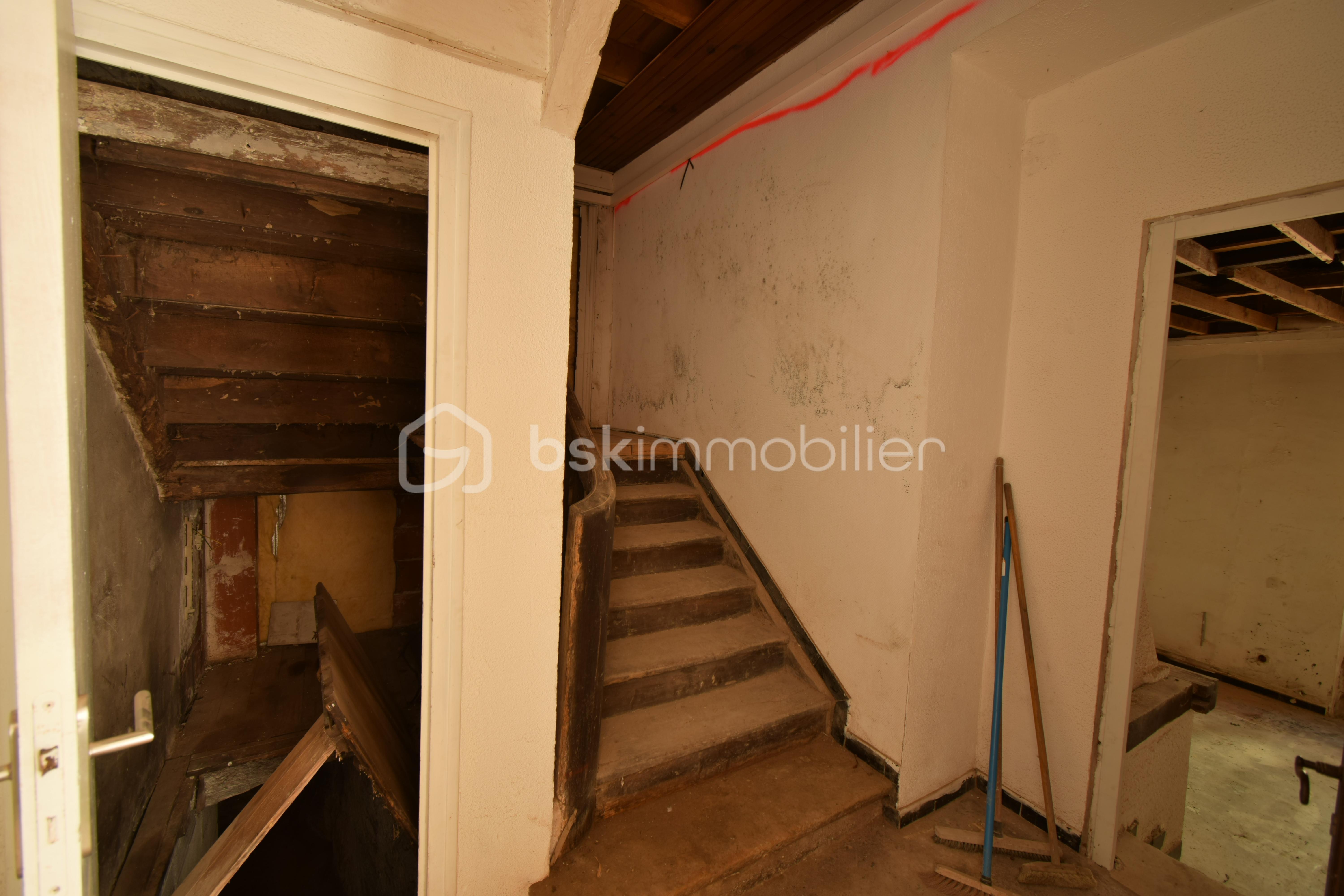 Immeuble mixte de 165 m² - DSC_0005.JPG