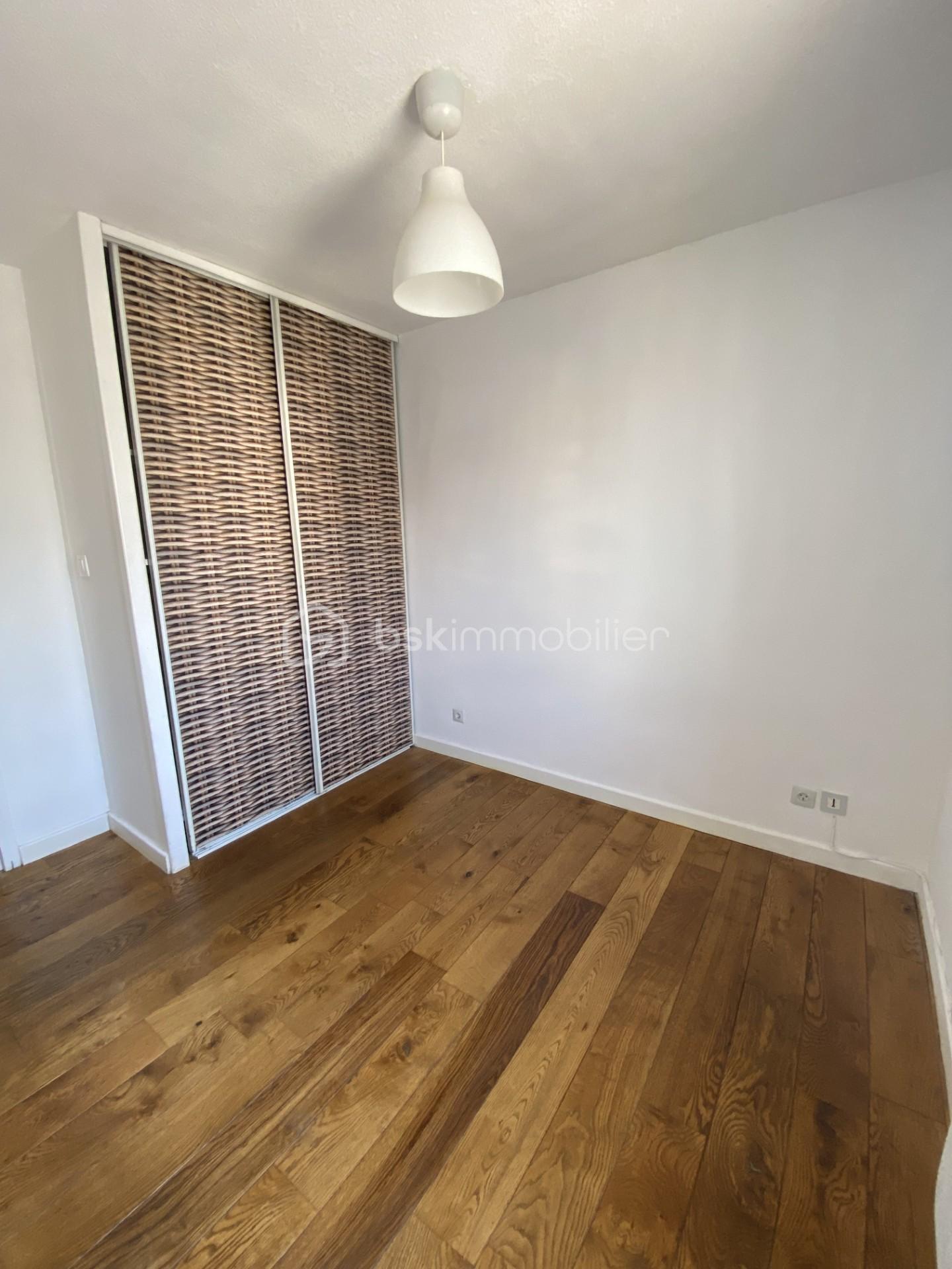 Appartement de 42 m² - thumbnail_IMG_0466.jpg