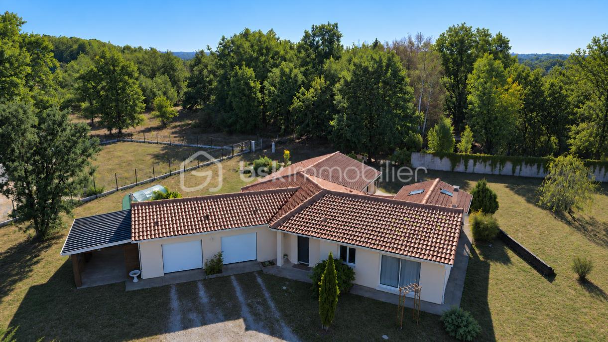 Maison 7 pièces 145 m² · à Chamadelle · 145 m² · 265 000 €