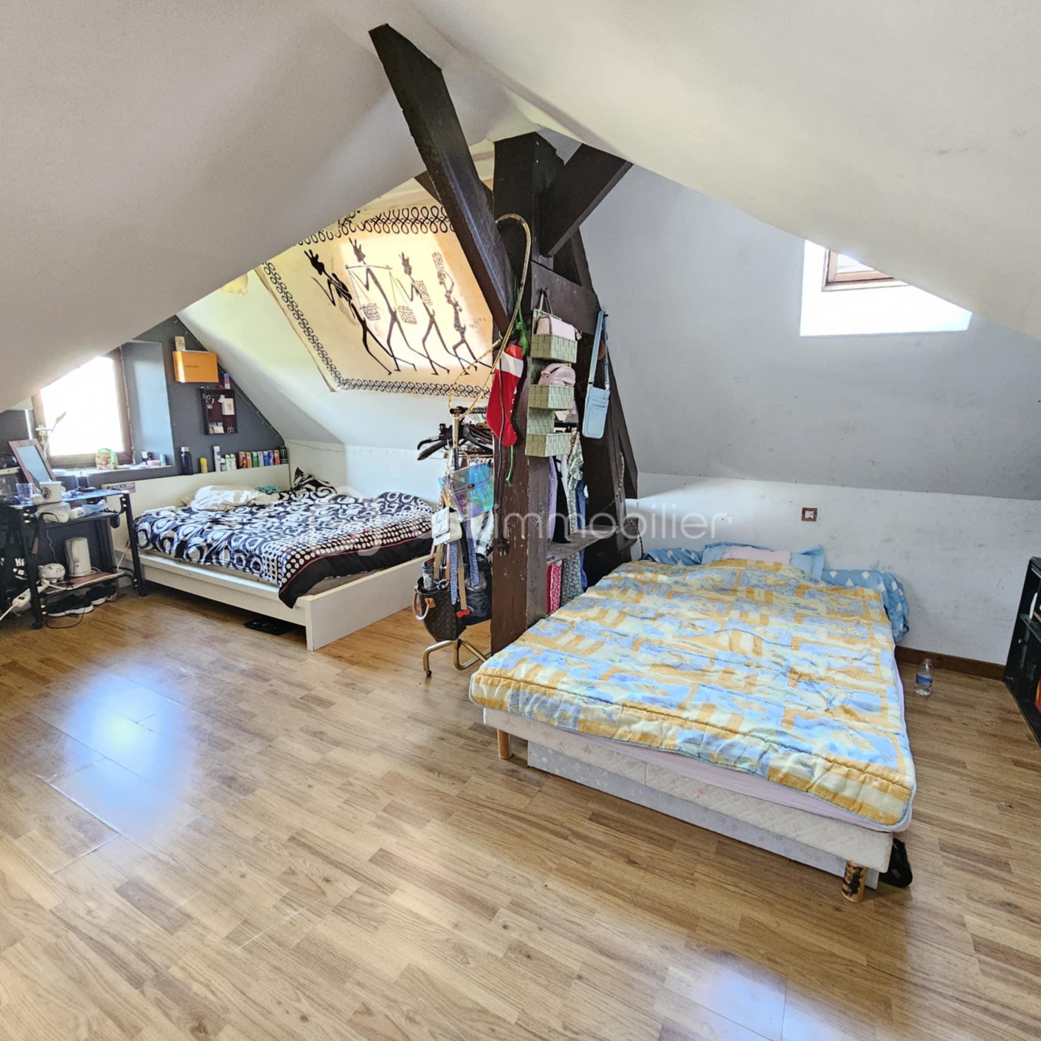Maison de 117 m² - 929398e2-e270-4d30-bddb-a0a0f7a38abb.jpg