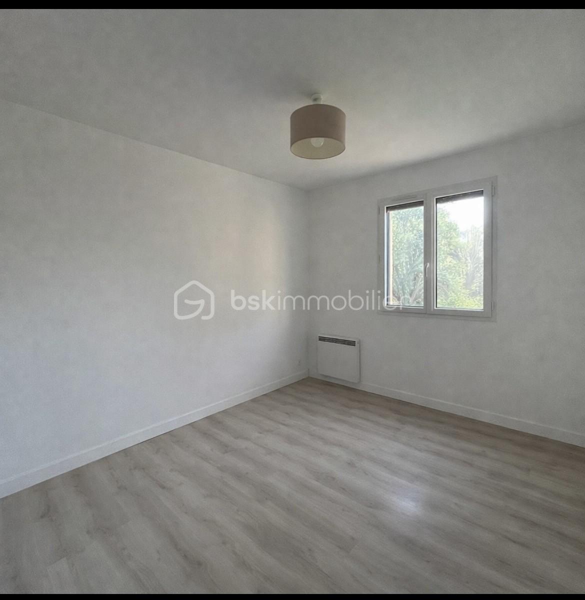 Maison de 100 m² - chambre 3.jpg