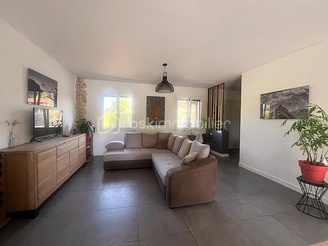 Maison de 100 m² - SEJOUR.jpg