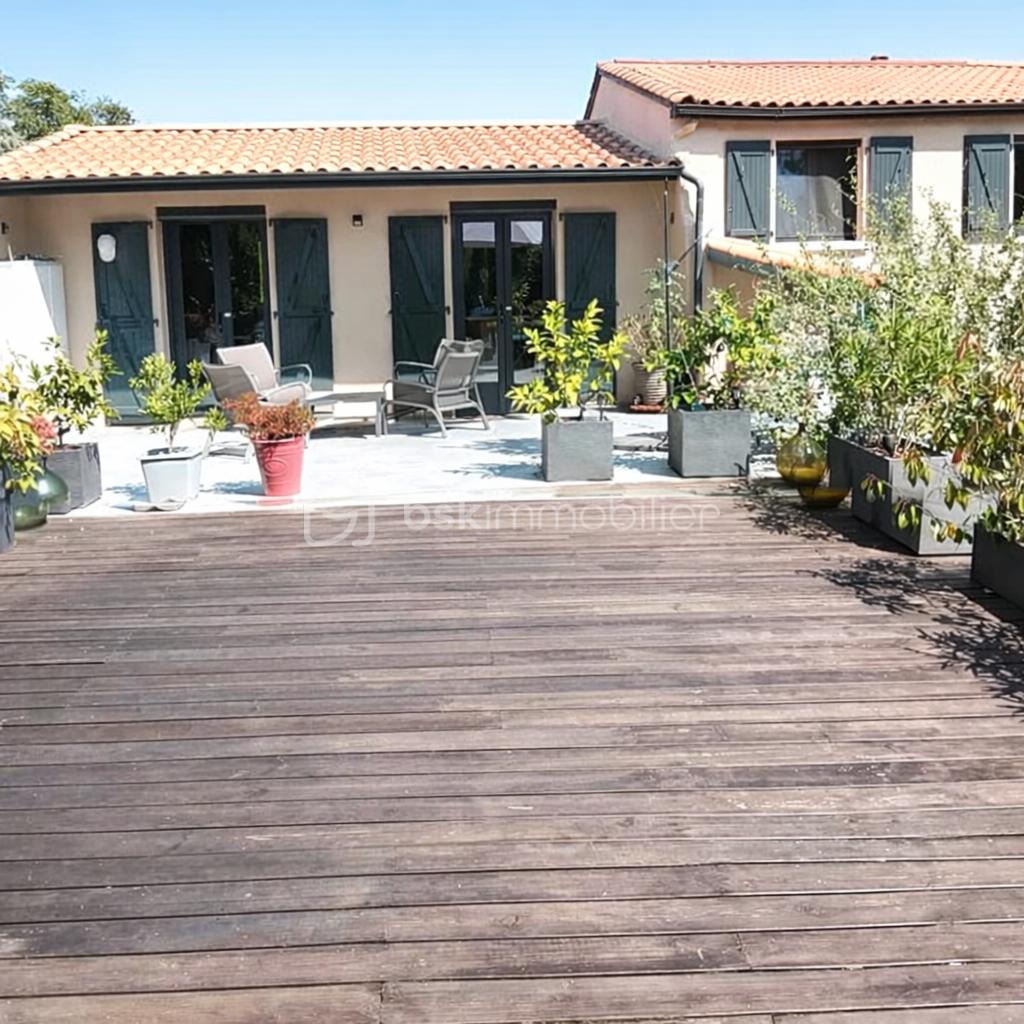 Maison de 100 m² - TERRASSE CORRIGEE.png