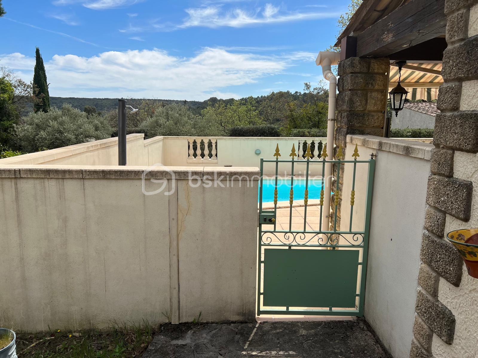 Bastide de 111 m² - cloture piscine.jpg