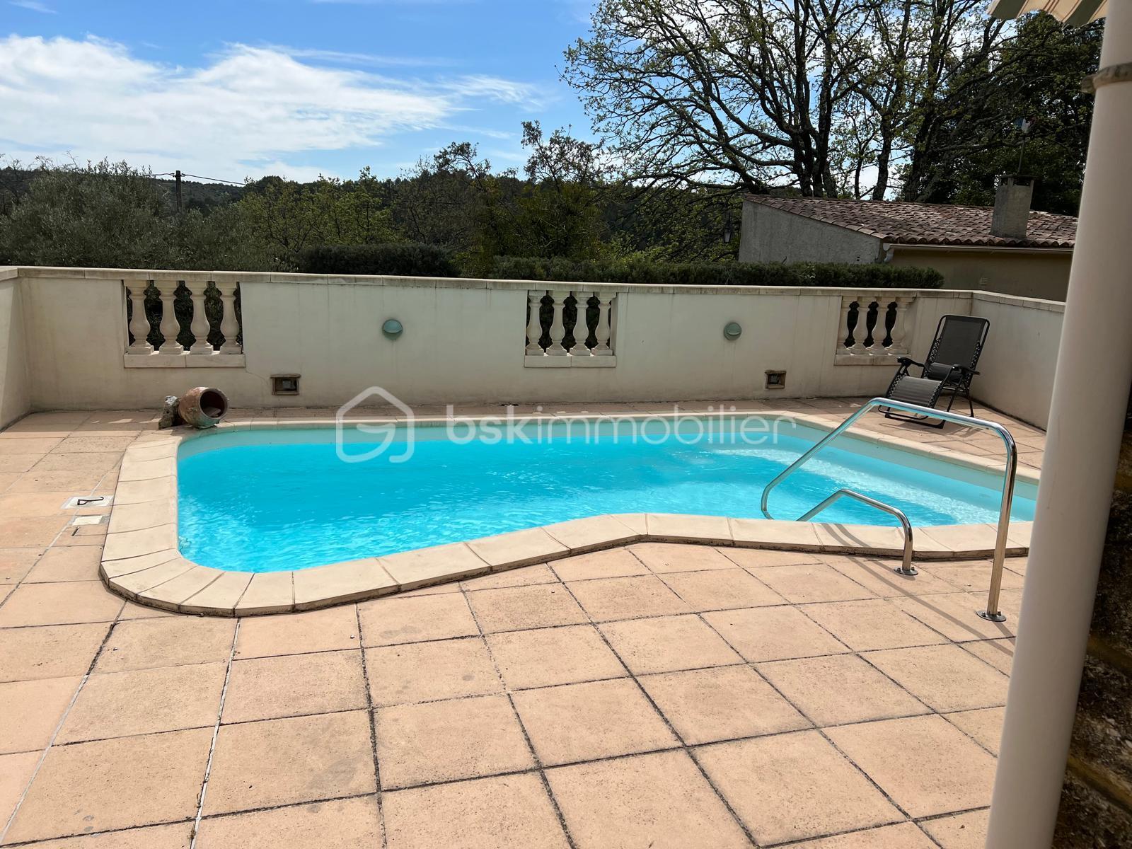 Bastide de 111 m² - piscine.jpg
