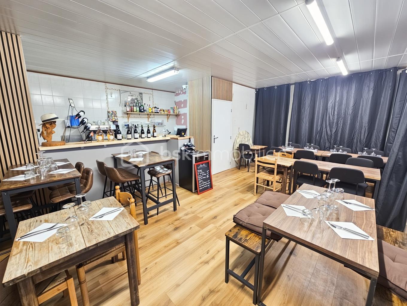 Boutique de 37 m² - caf485085a26dae-1.png