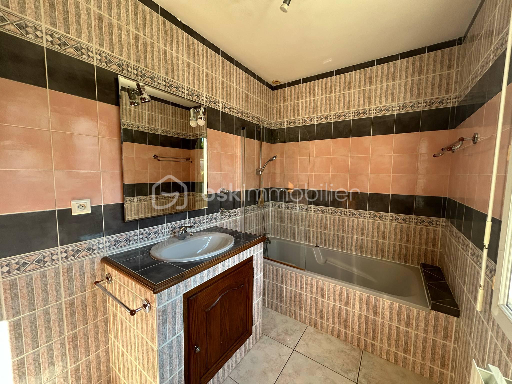 Maison de 117 m² - e7f68148-dc3d-4bba-9e68-4d1c1f392860.jpeg
