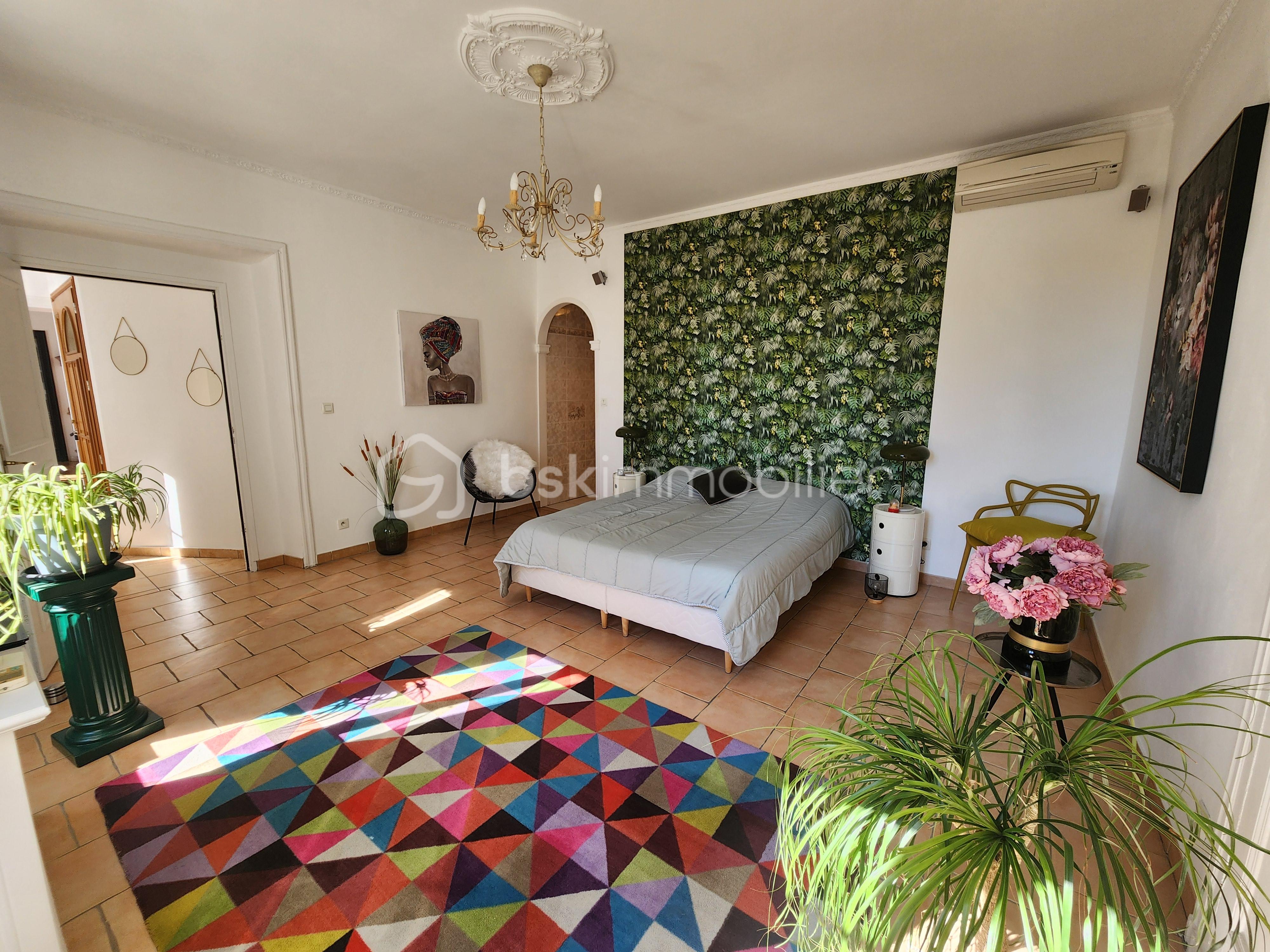 Appartement de 197 m² - Chambre 1.jpg