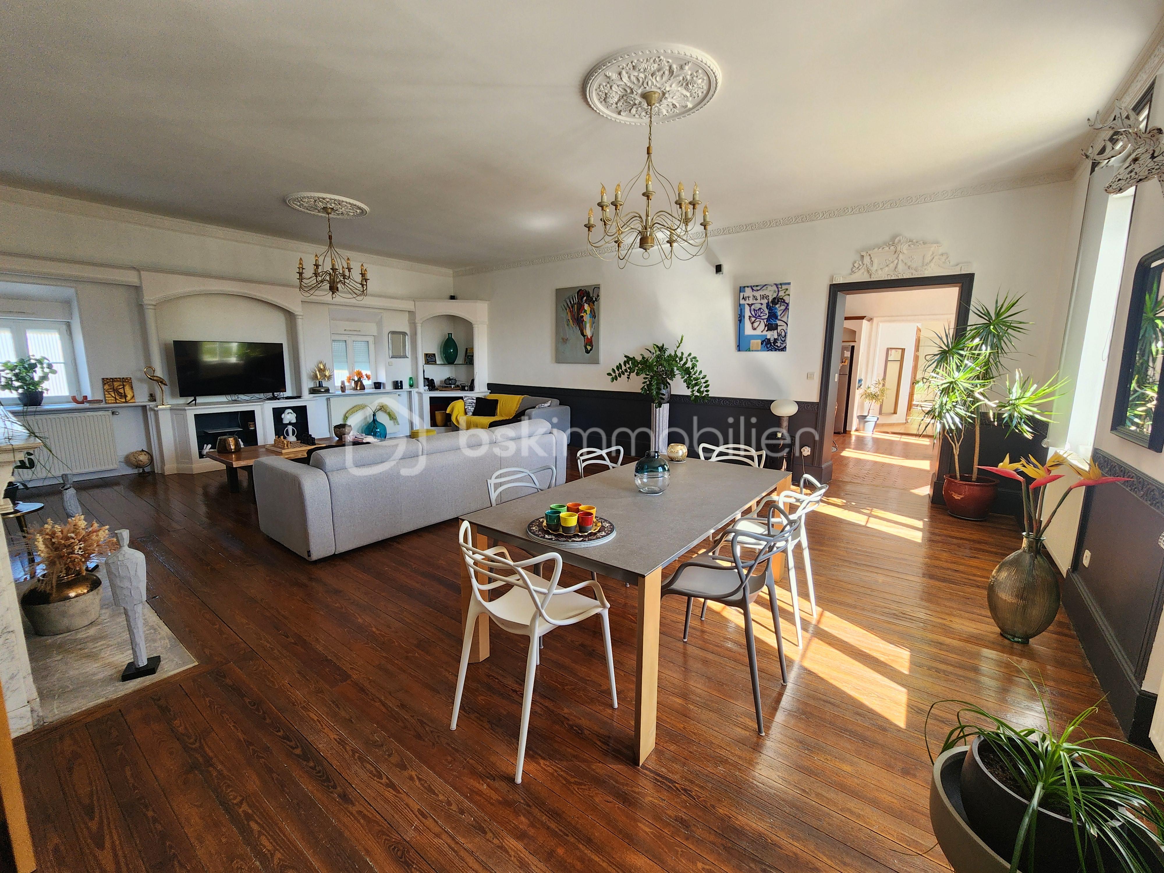Appartement de 197 m² - Salon - salle à manger.jpg