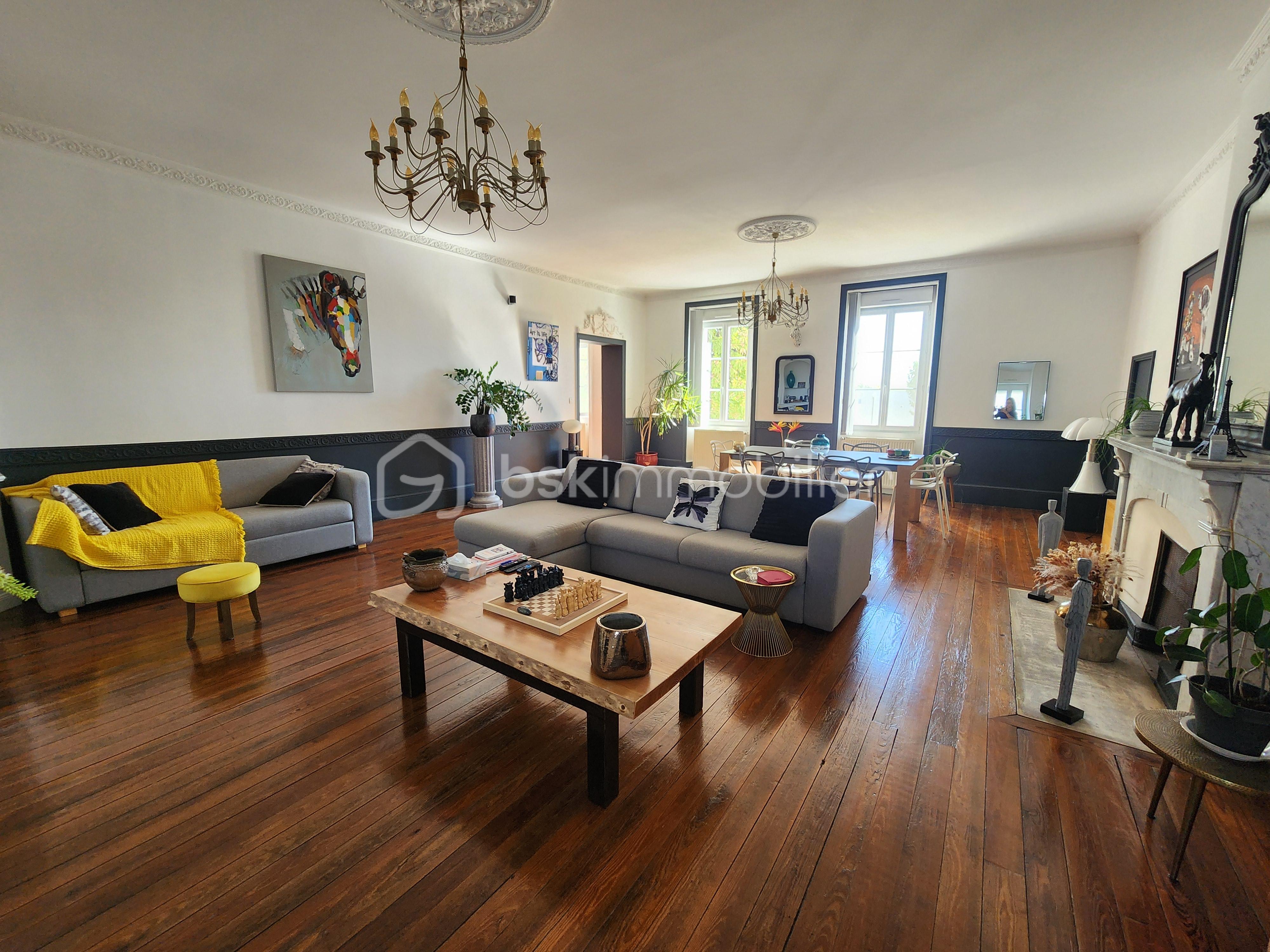 Appartement de 197 m² - Salon.jpg