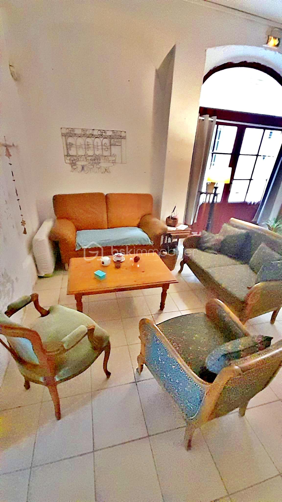 Fonds de commerce - 8dcaca57-c513-45bc-ae37-86a0ede711bd.jpg