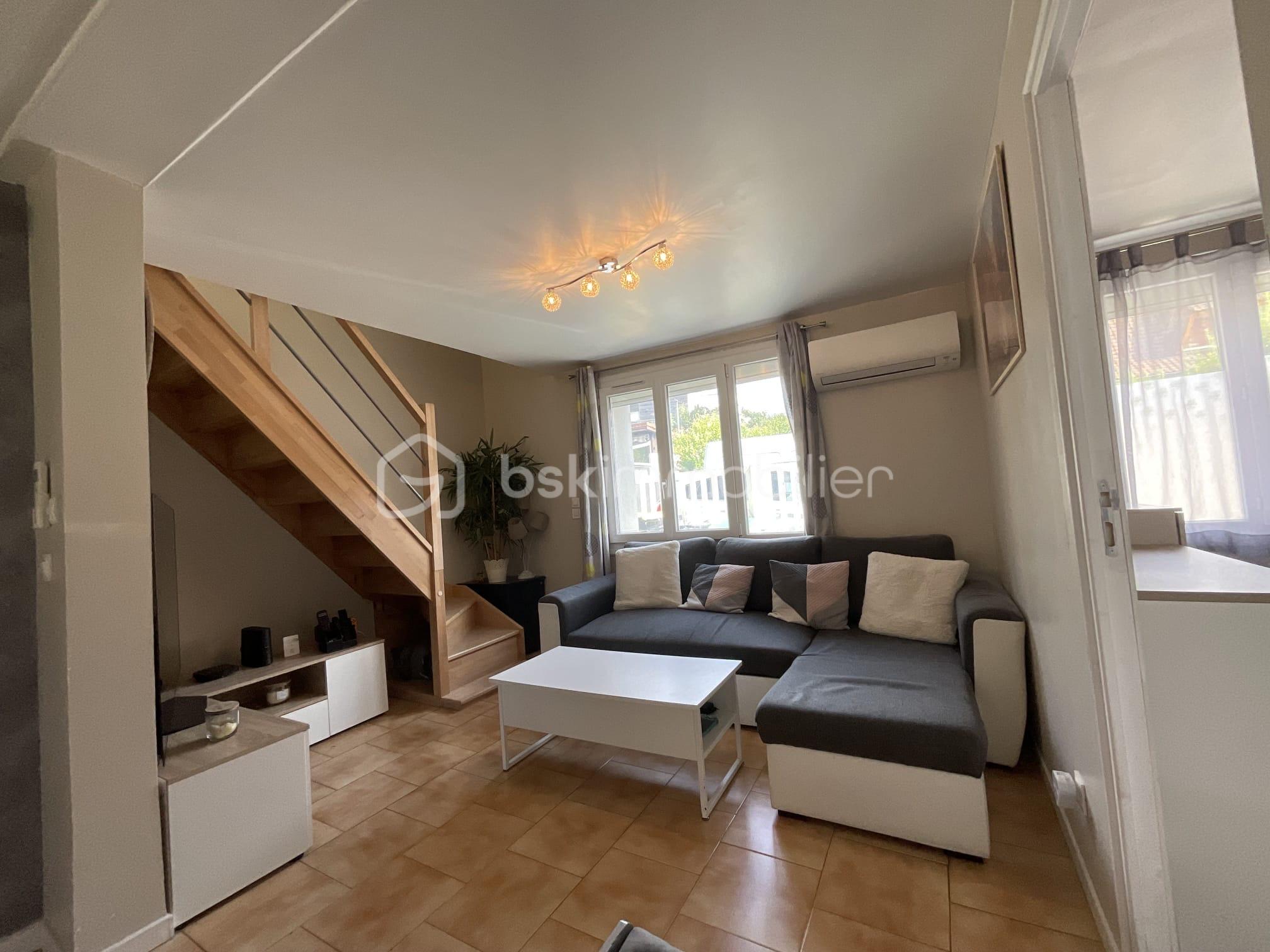 Maison de 108 m² - 1ab8c991-0ab9-4690-a3b7-dcb6e7f86d30.jpeg