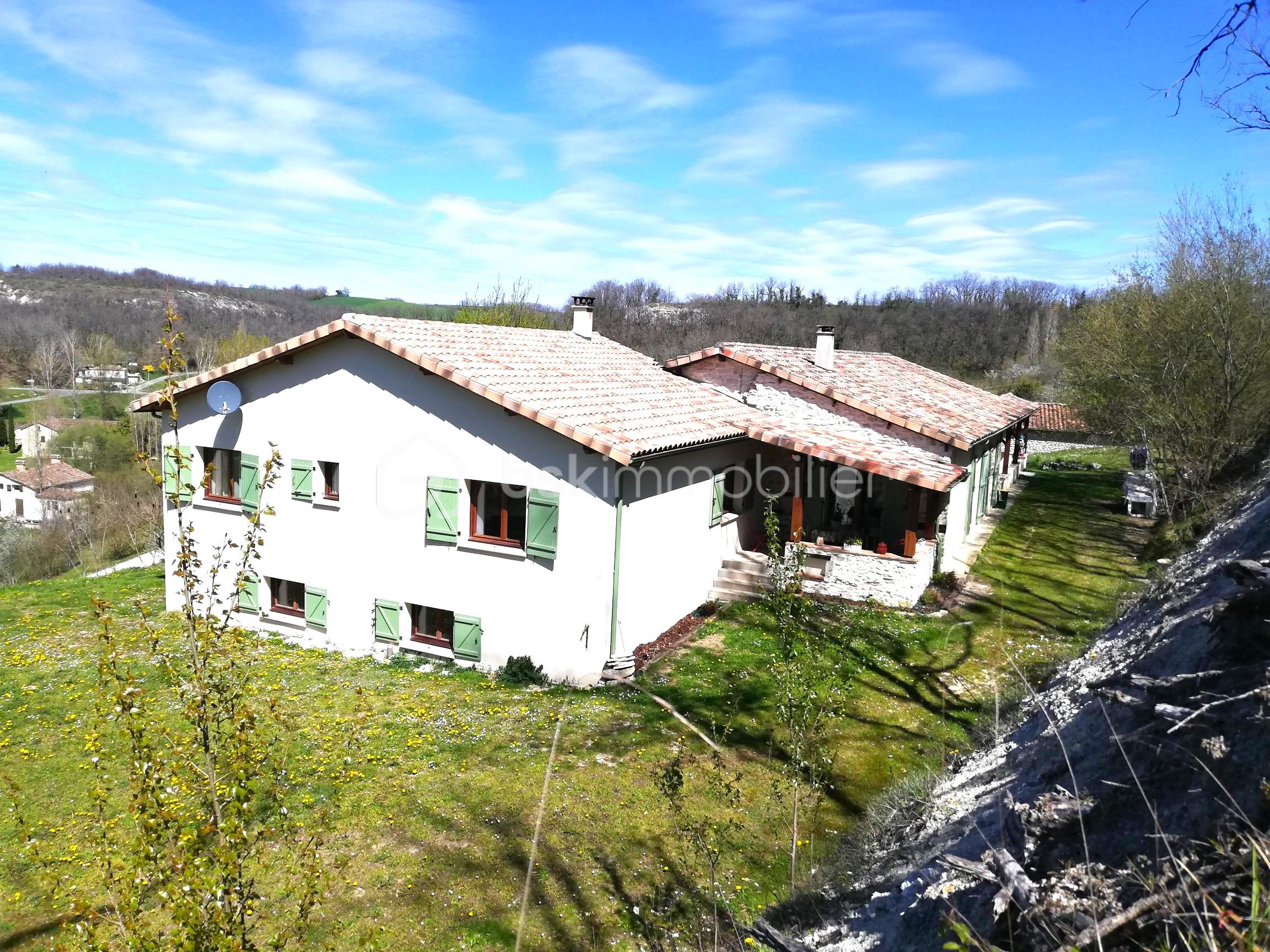 Maison de 240 m² - A.jpg