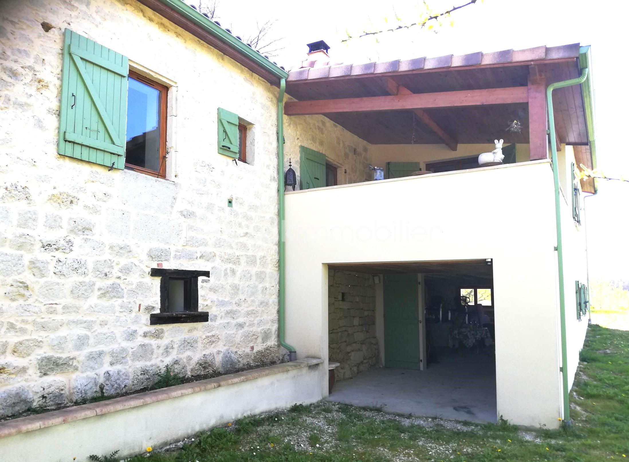 Maison de 240 m² - G.jpg
