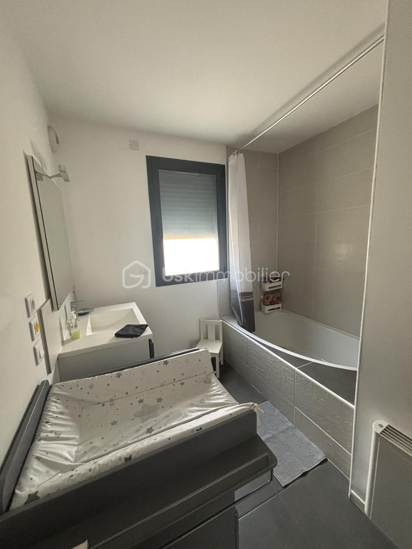 Maison contemporaine de 170 m² - thumbnail_IMG_8056.jpg