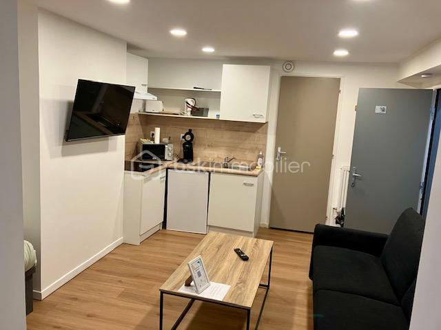 Immeuble commercial de 200 m² - surelle salon 2.jpg