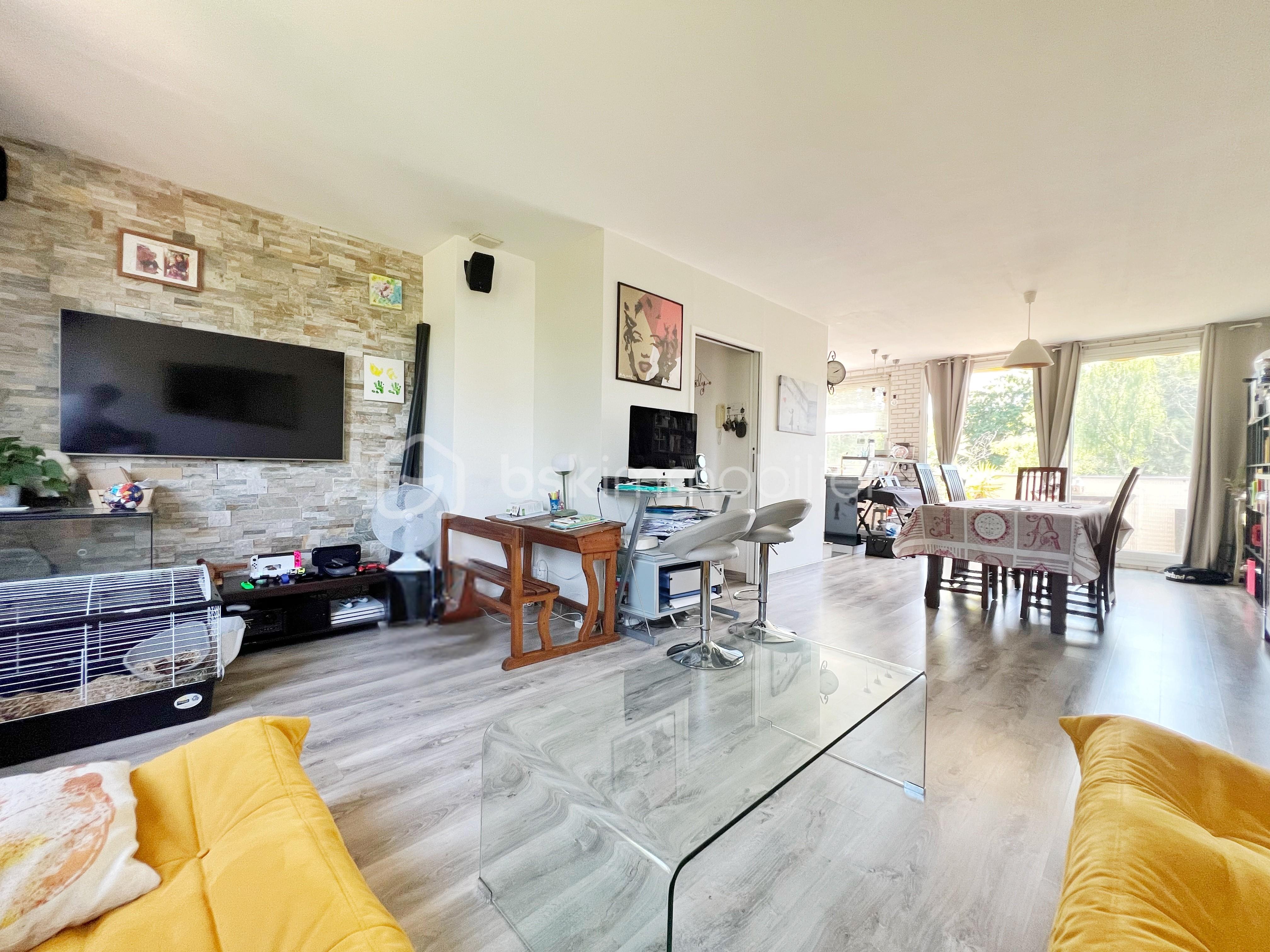 Appartement de 81,80 m² - dfce1f0d-a83d-47c3-8cd9-ad76f53f05c7.jpg.jpg
