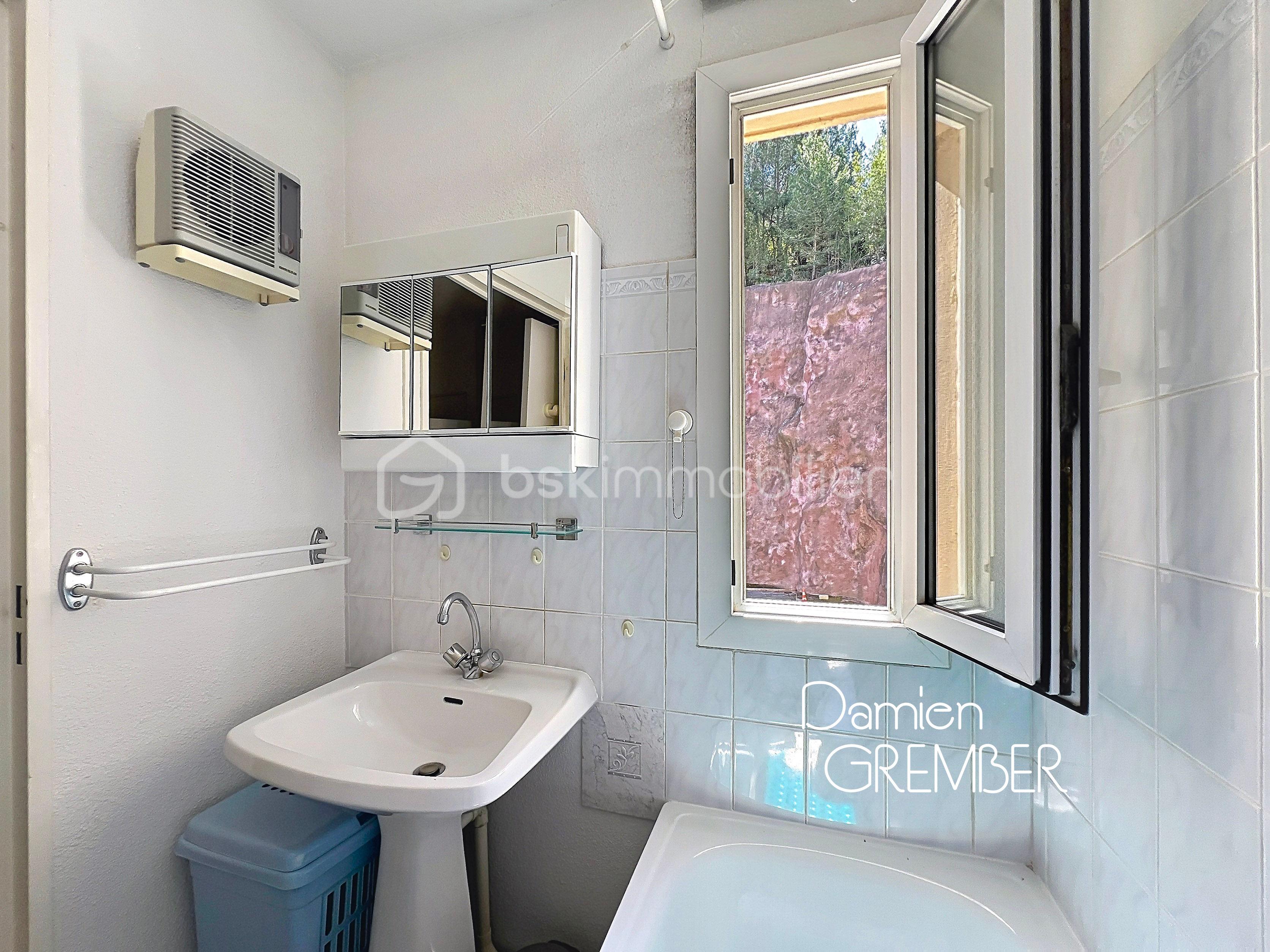 Salle de bain 2.jpg
