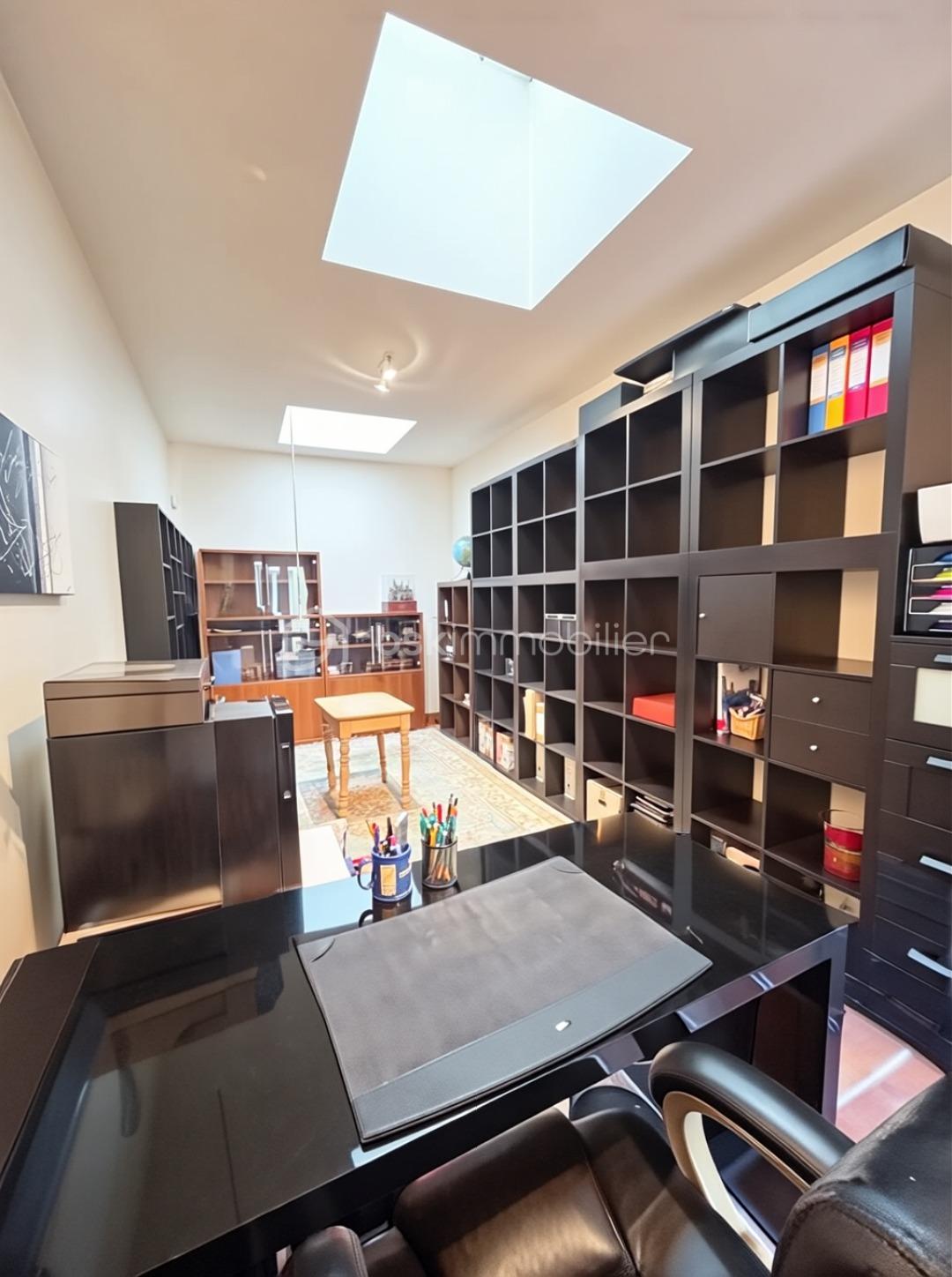 Maison de 433 m² - 1f471dcf85f8bee-1.jpg