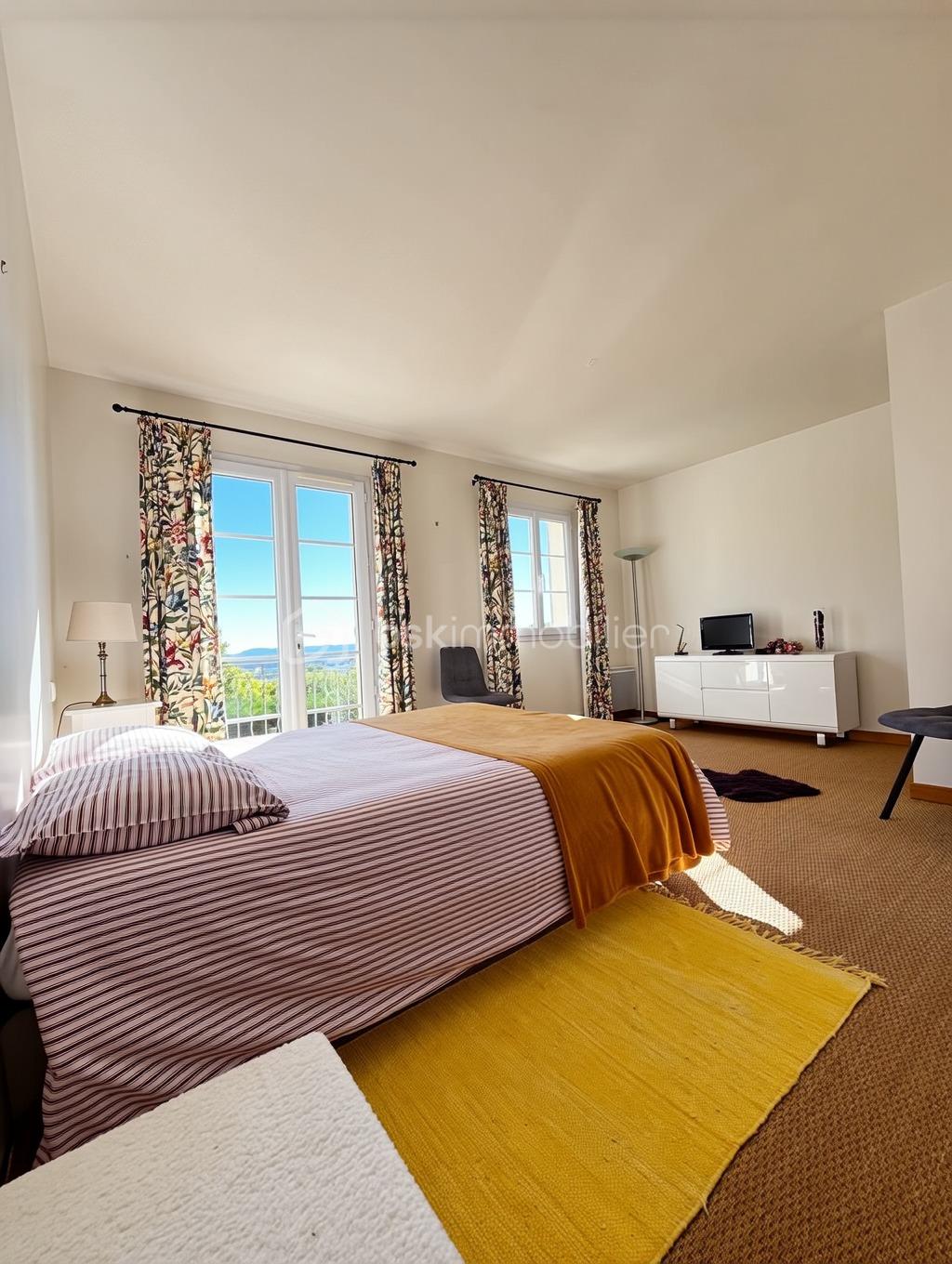 Maison de 433 m² - 400ee489b59d928-1.jpg