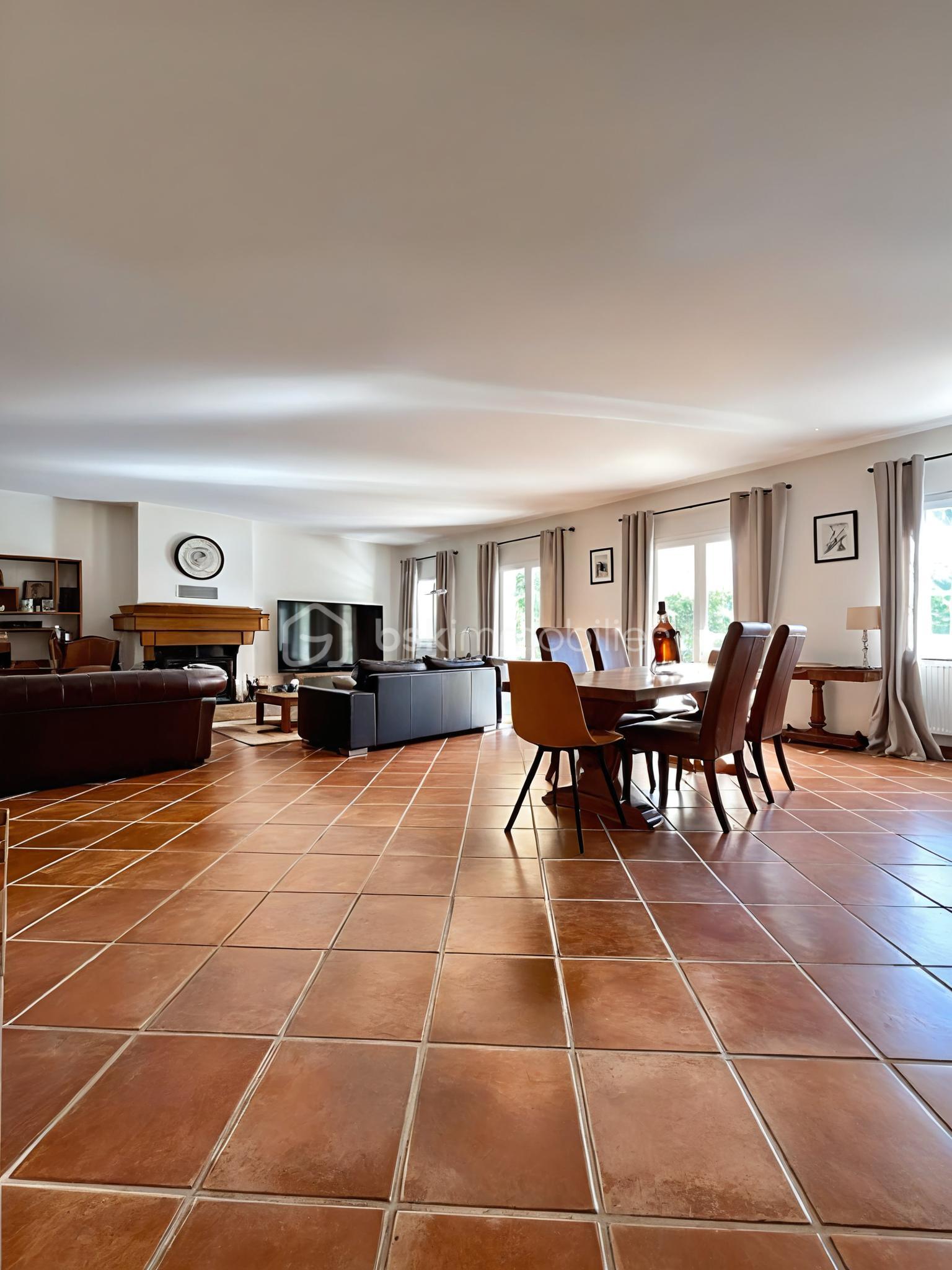 Maison de 433 m² - f96834116a13c54-1.jpg