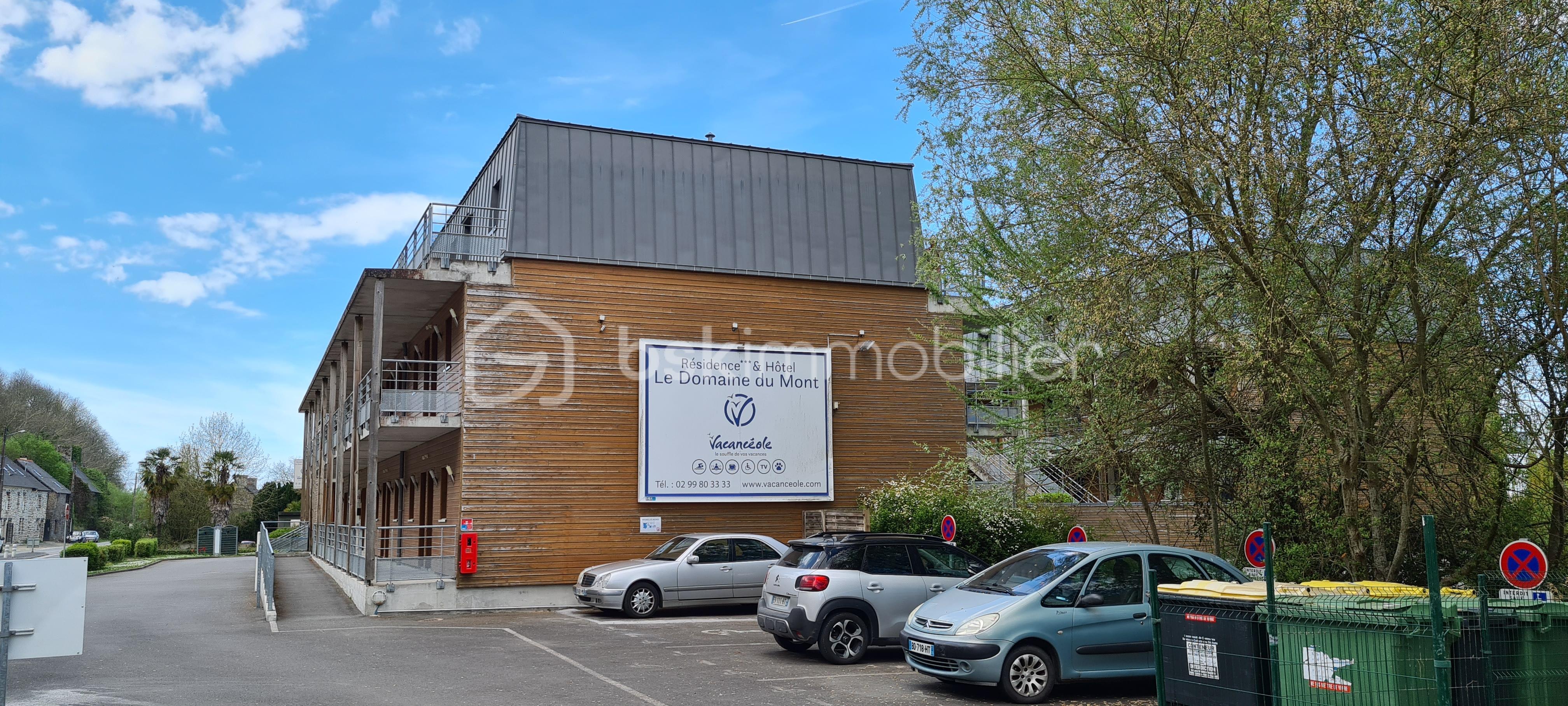 Local commercial de 808,12 m²