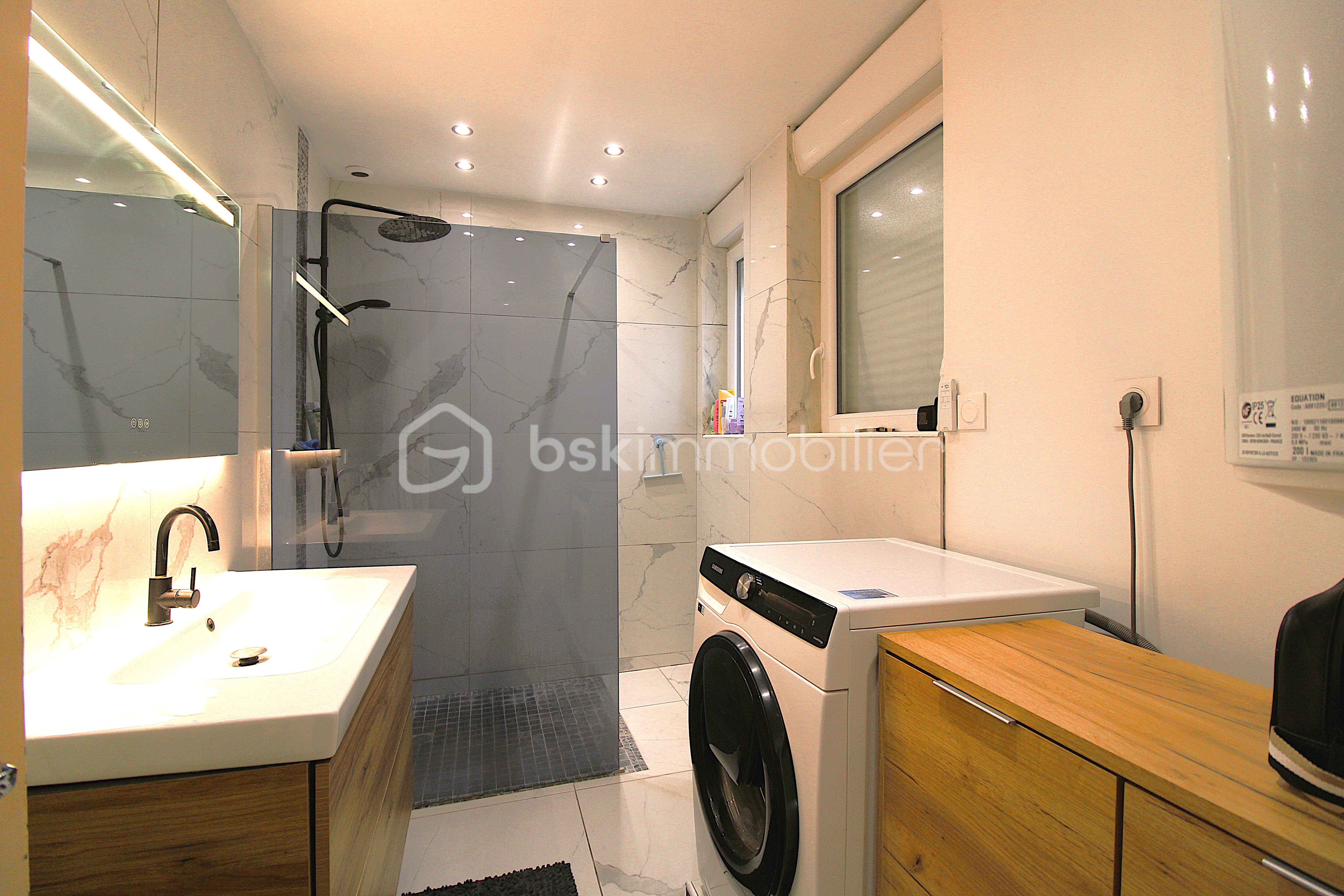 Maison de 103 m² - PHOTO SDB.JPG