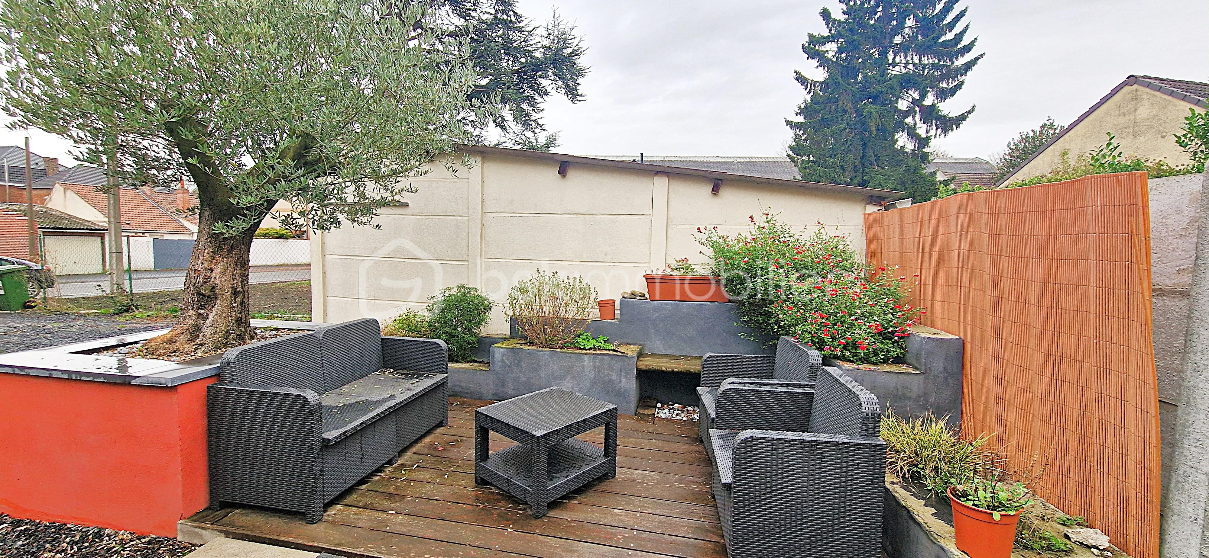 Maison de 103 m² - SALON DE JARDIN.jpg