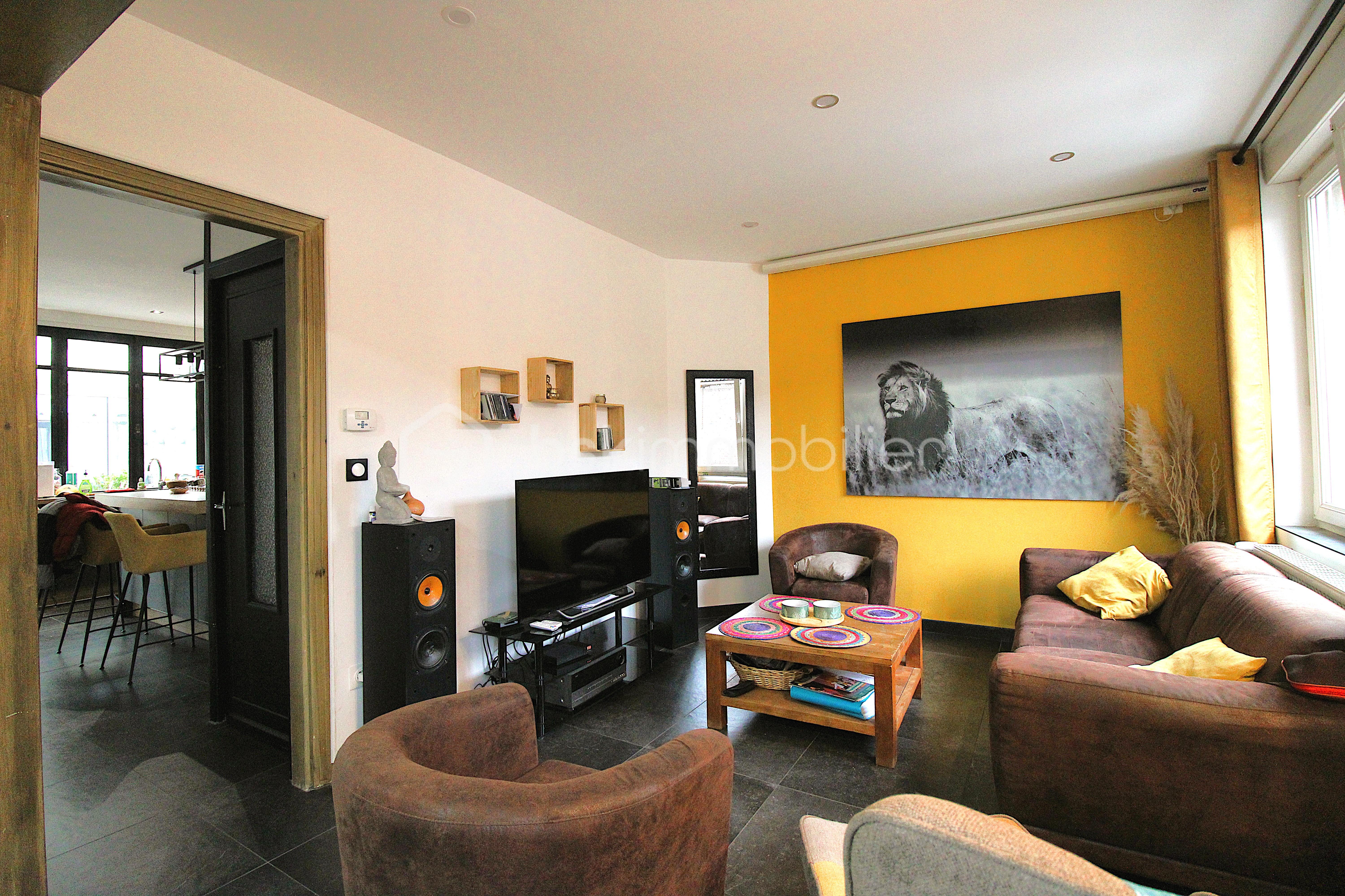 Maison de 103 m² - PHOTO SALON 2.JPG