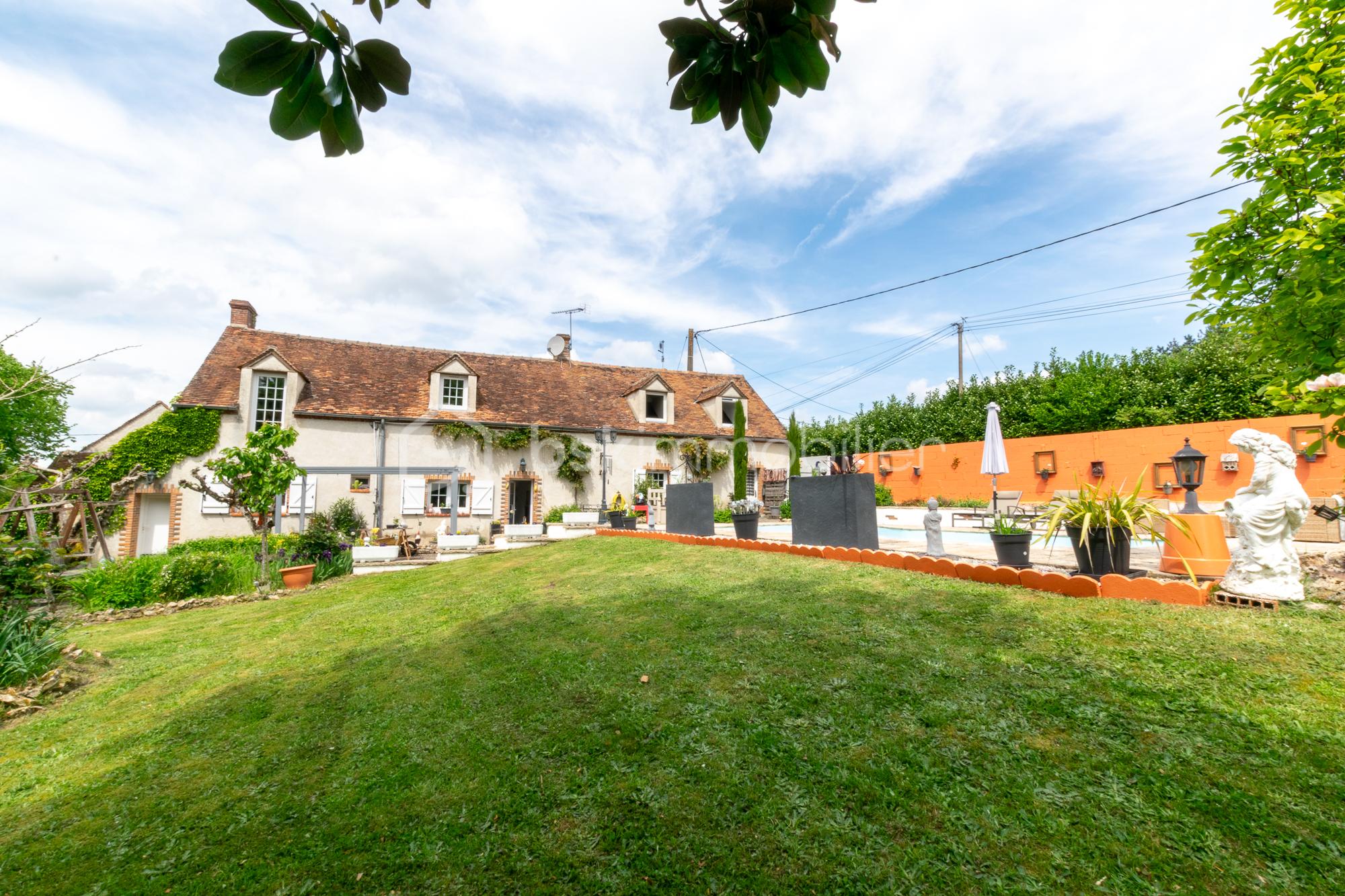 Maison de 337 m² - DSC_0004-2.jpg