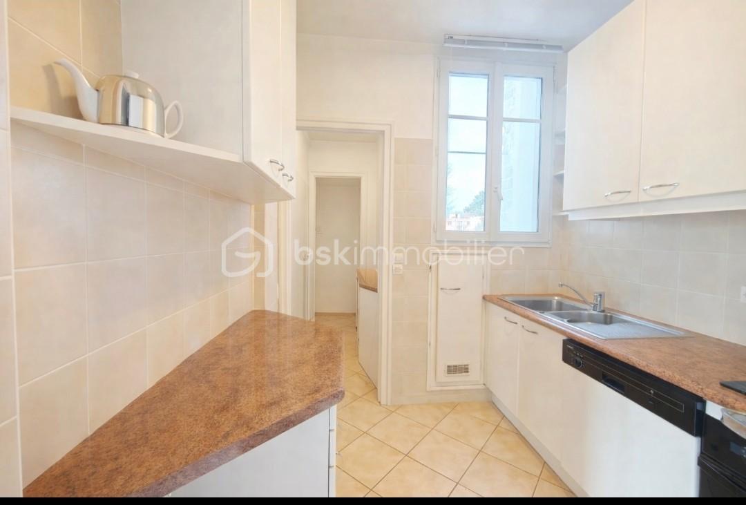 cuisine équipée pouvant s'ouvrir.jpeg