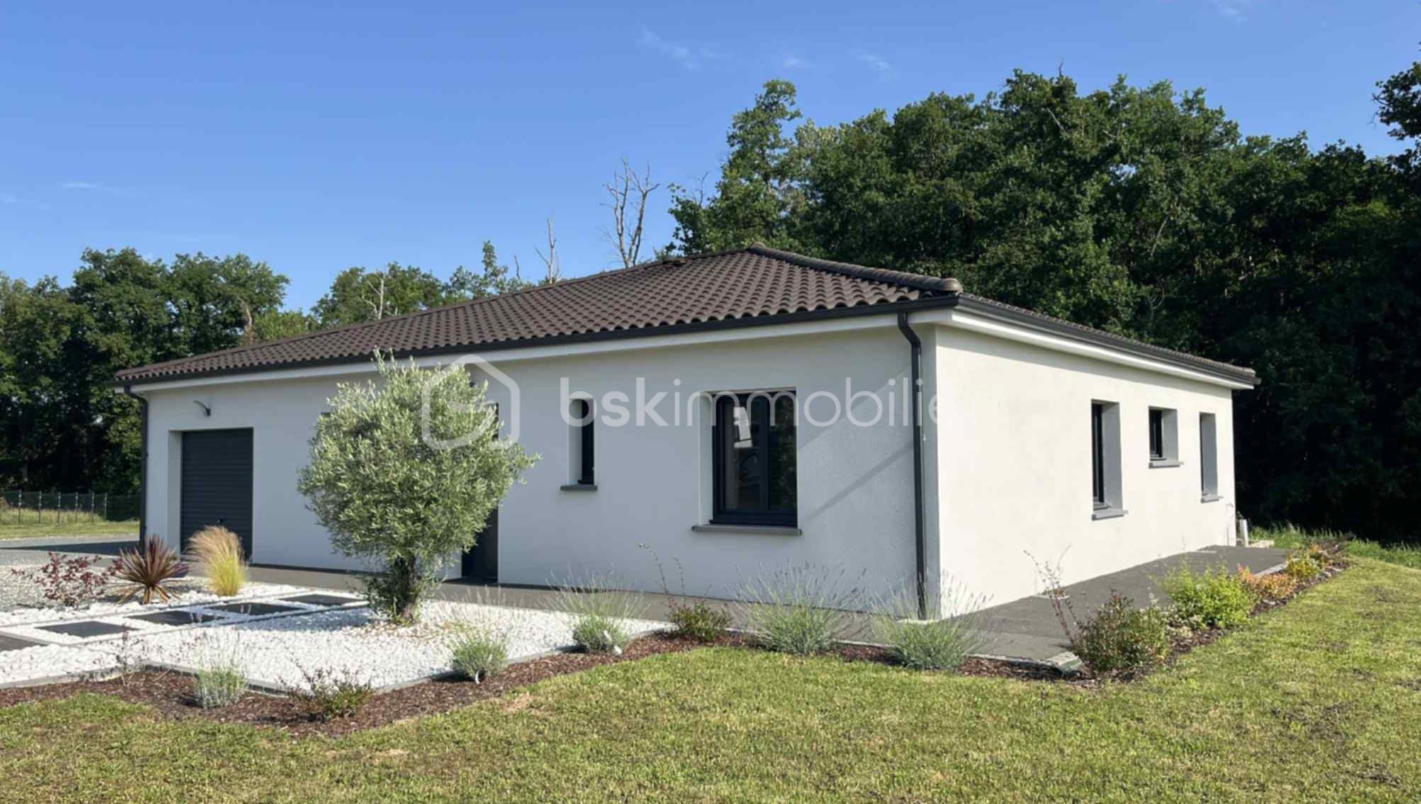 Maison de 121 m² - 4890e740-1cfe-4829-8179-8a39f02f4c44.jpg