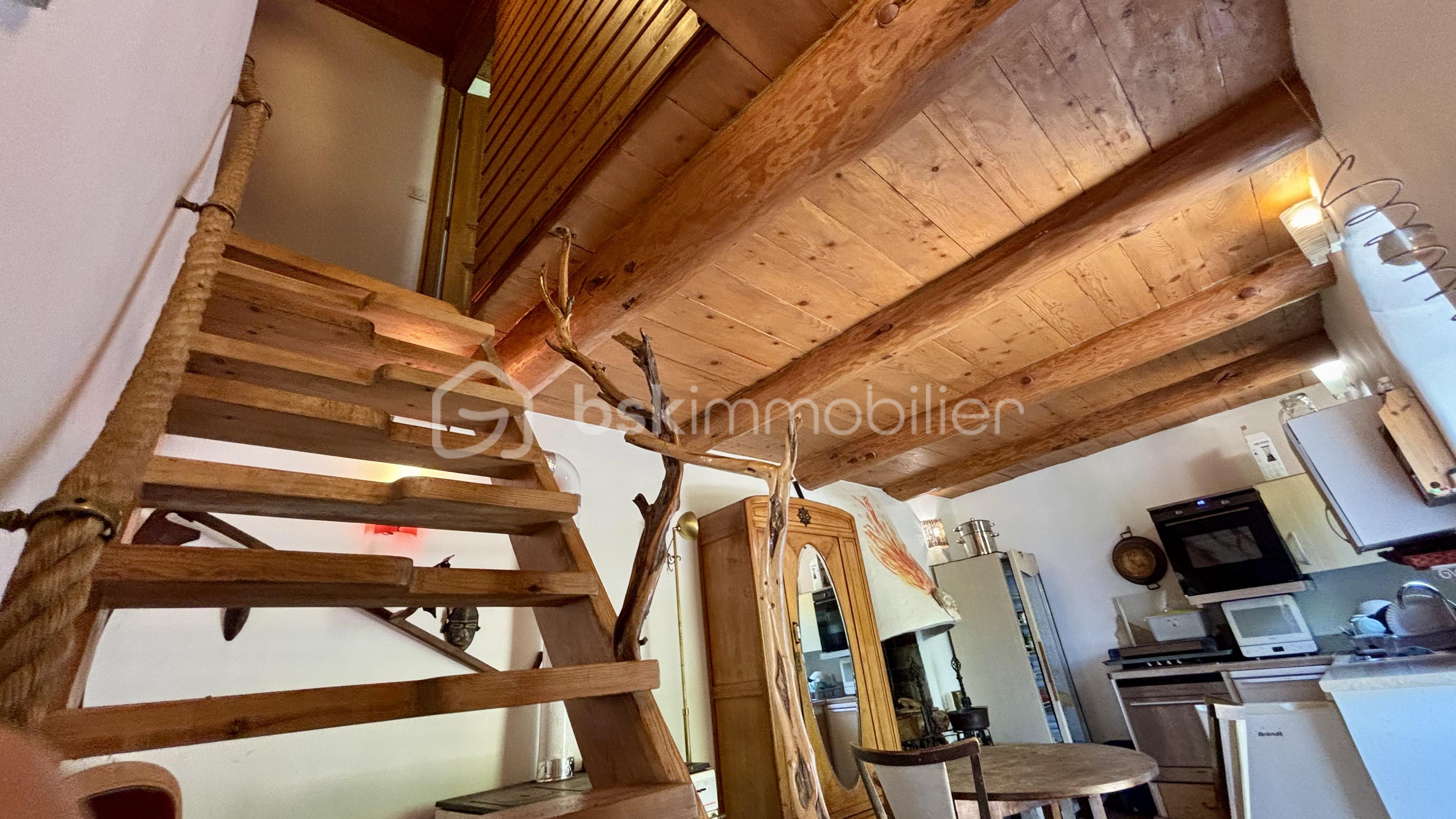 Maison en pierre de 77,90 m² - tempImagejXiL38.png