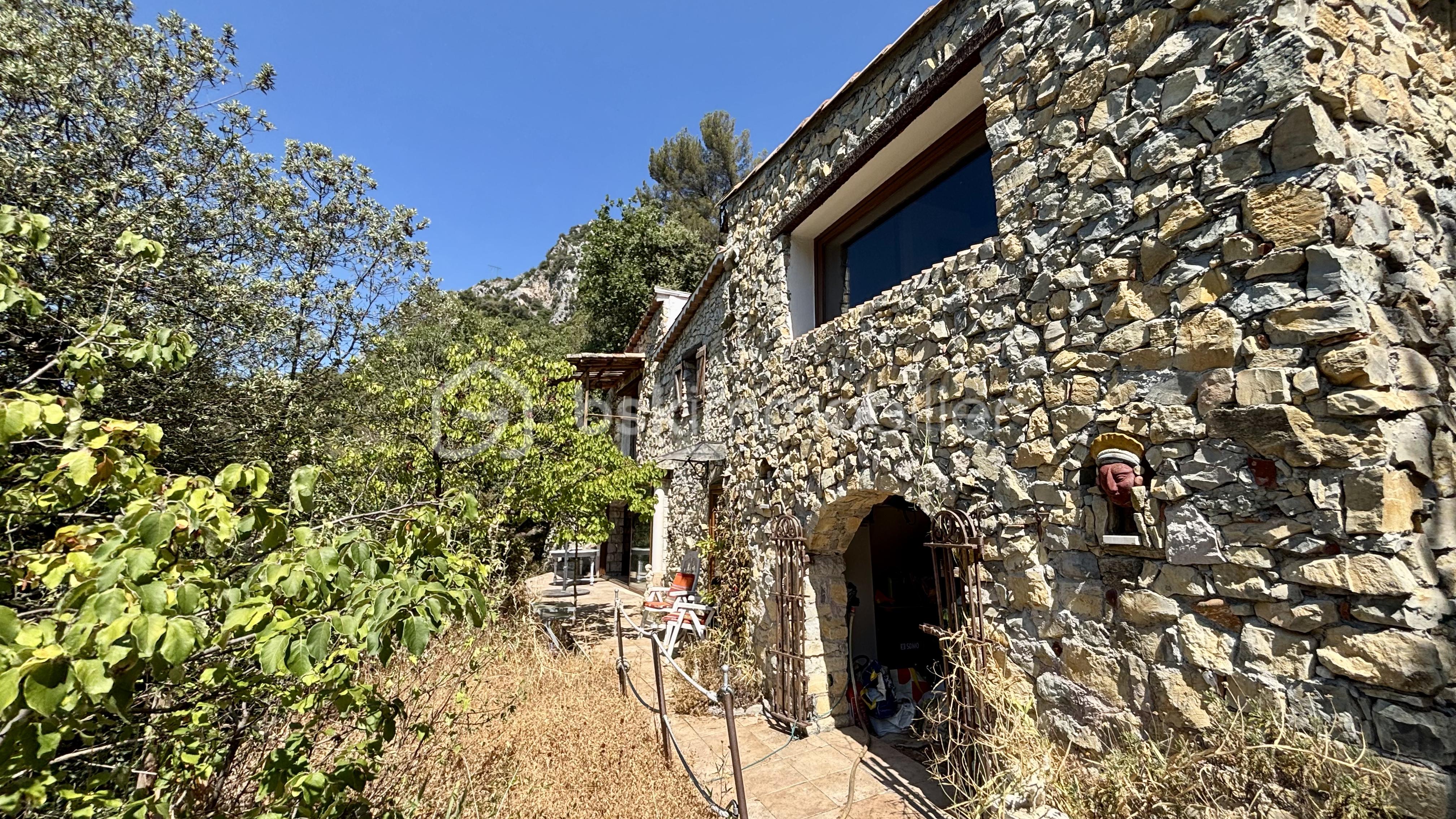 Maison en pierre de 77,90 m² - tempImageUidJCf.png