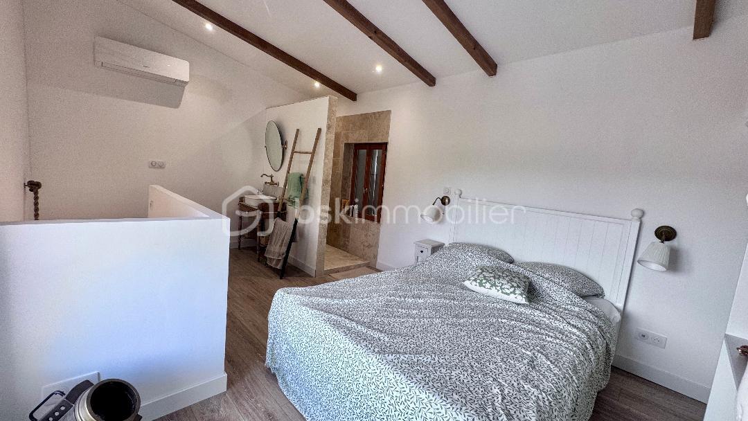 Maison en pierre de 29 m² - Ch 1.jpeg