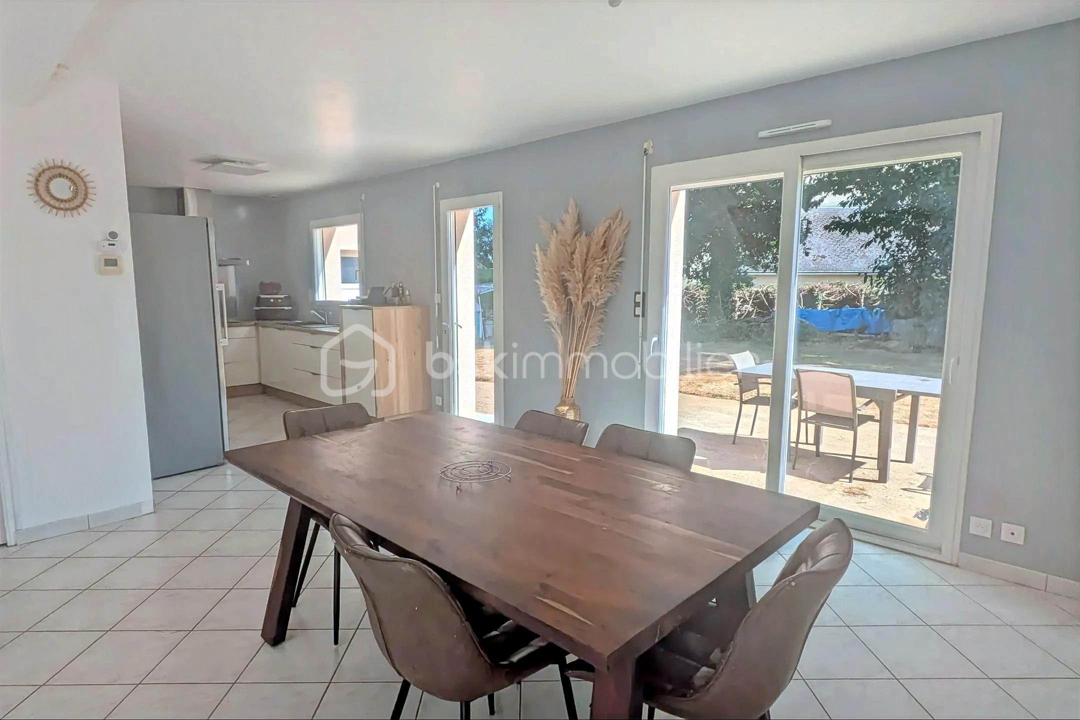 Maison 5 pièces 107 m² · à Saint-Germain-du-Pinel · 107 m² · 203 887 €