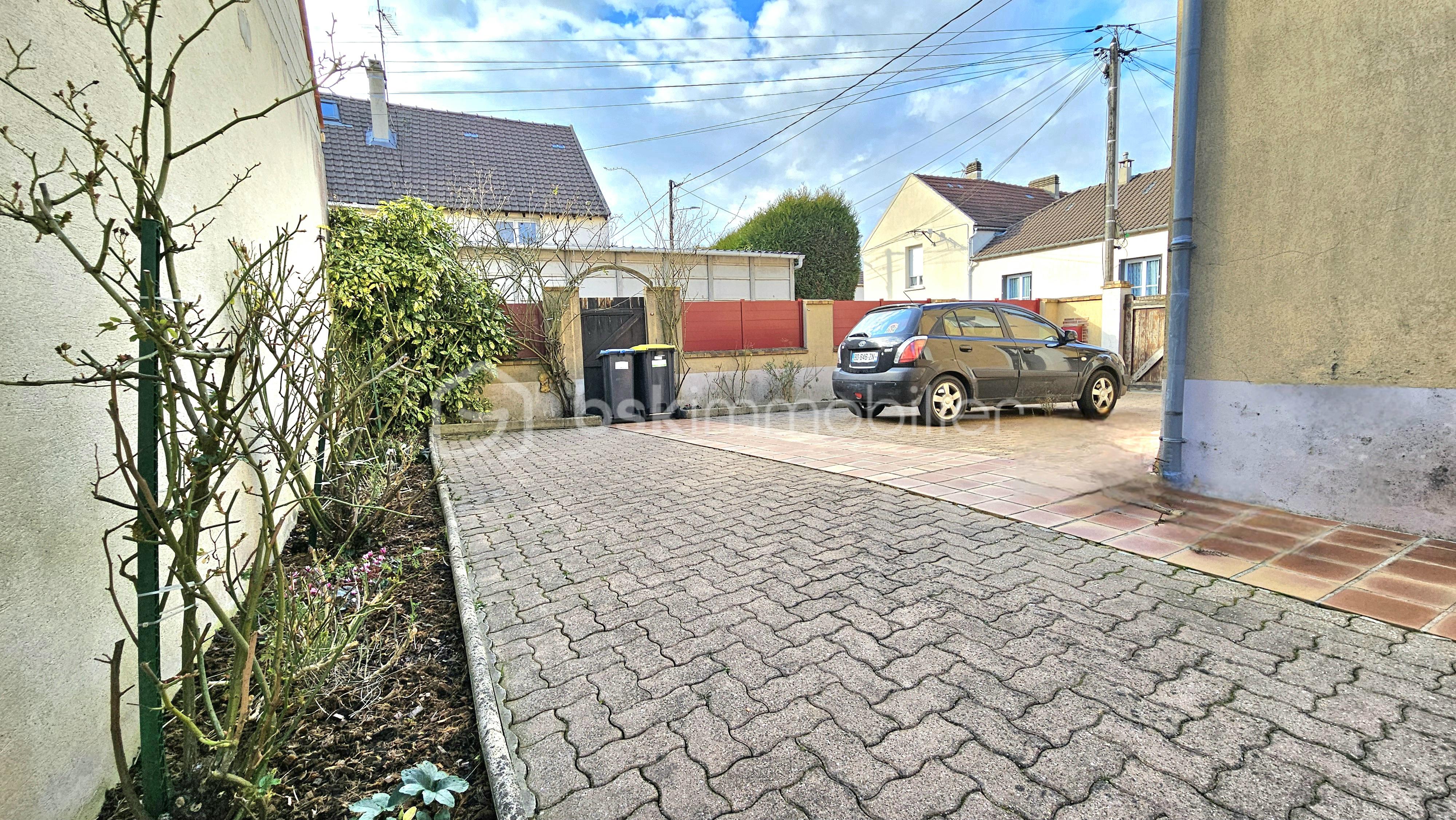 Maison de village de 198 m² - 20250228_155342.jpg