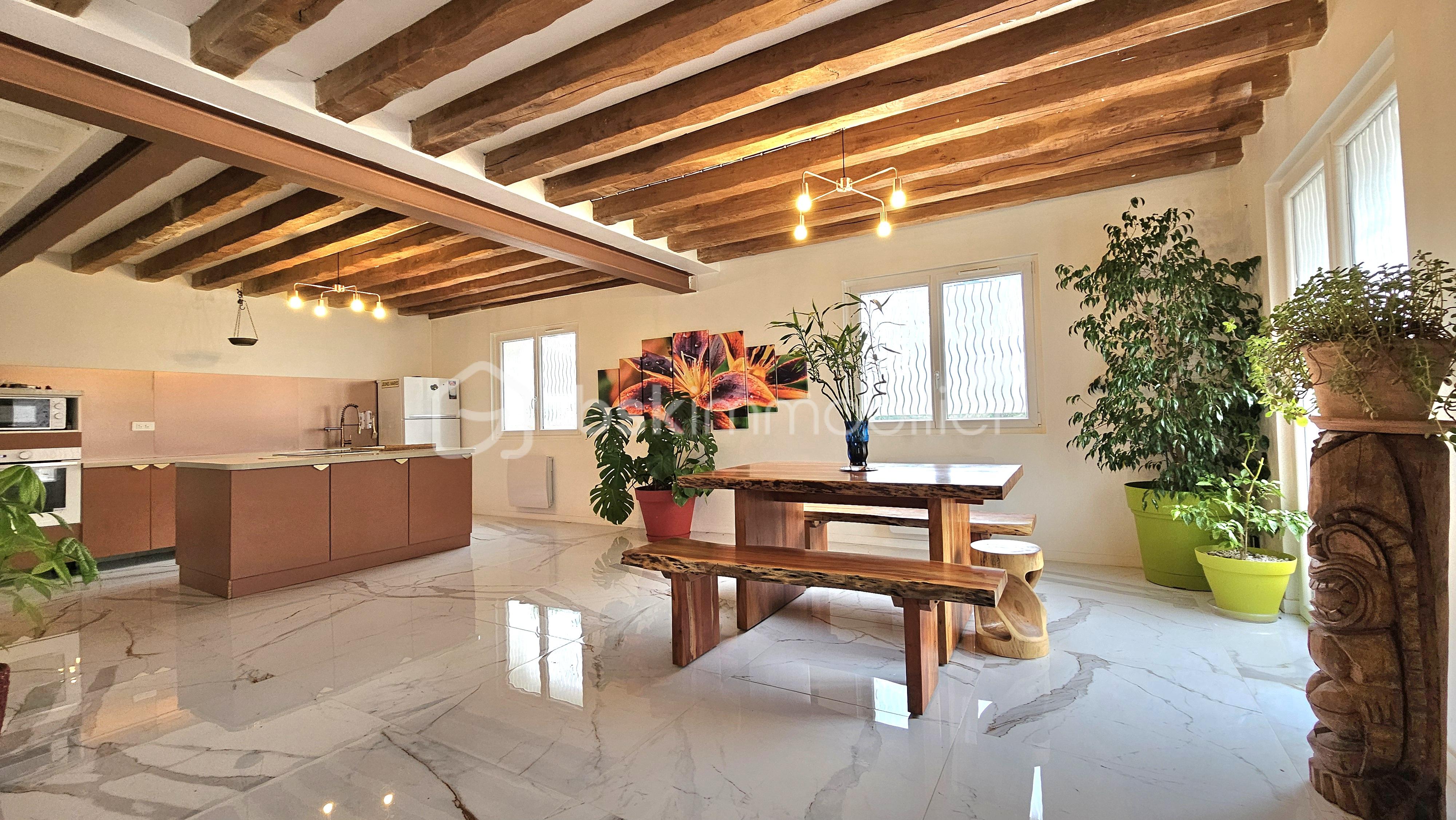 Maison de village de 198 m² - 20250228_145941.jpg