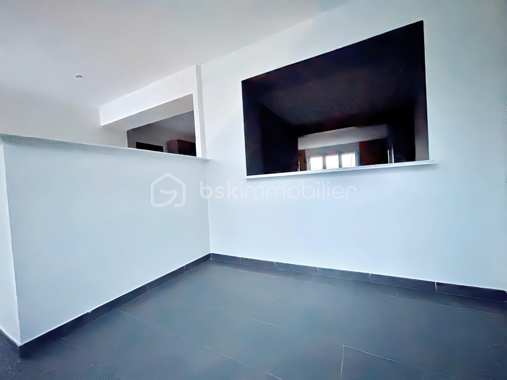 Maison de ville de 113 m² - 27af73fe-81e5-48a8-8213-efa456db72e9.jpg