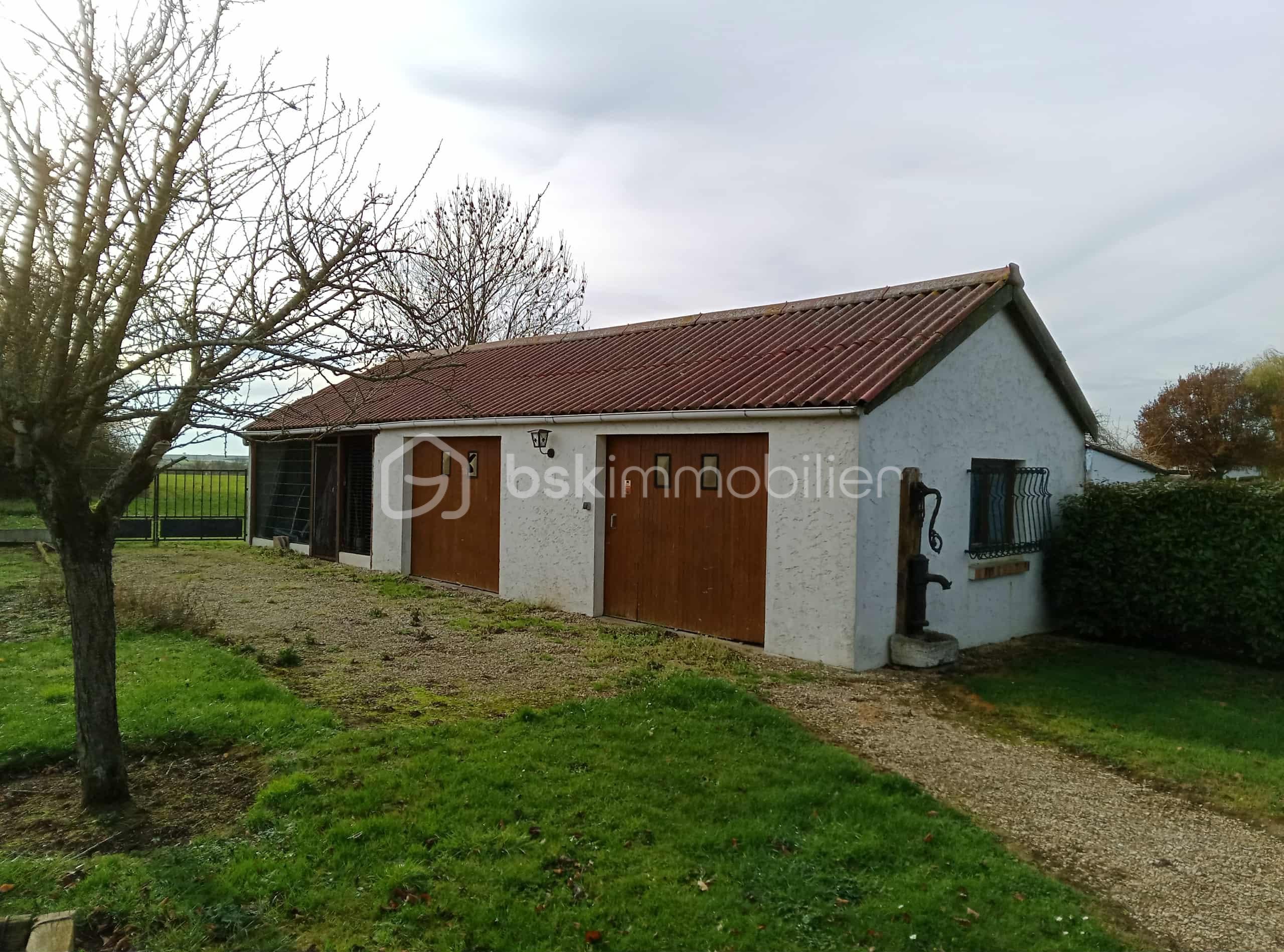 Maison contemporaine de 146 m² - b4363663-1964-4341-9e6d-37d327ce1395.jfif