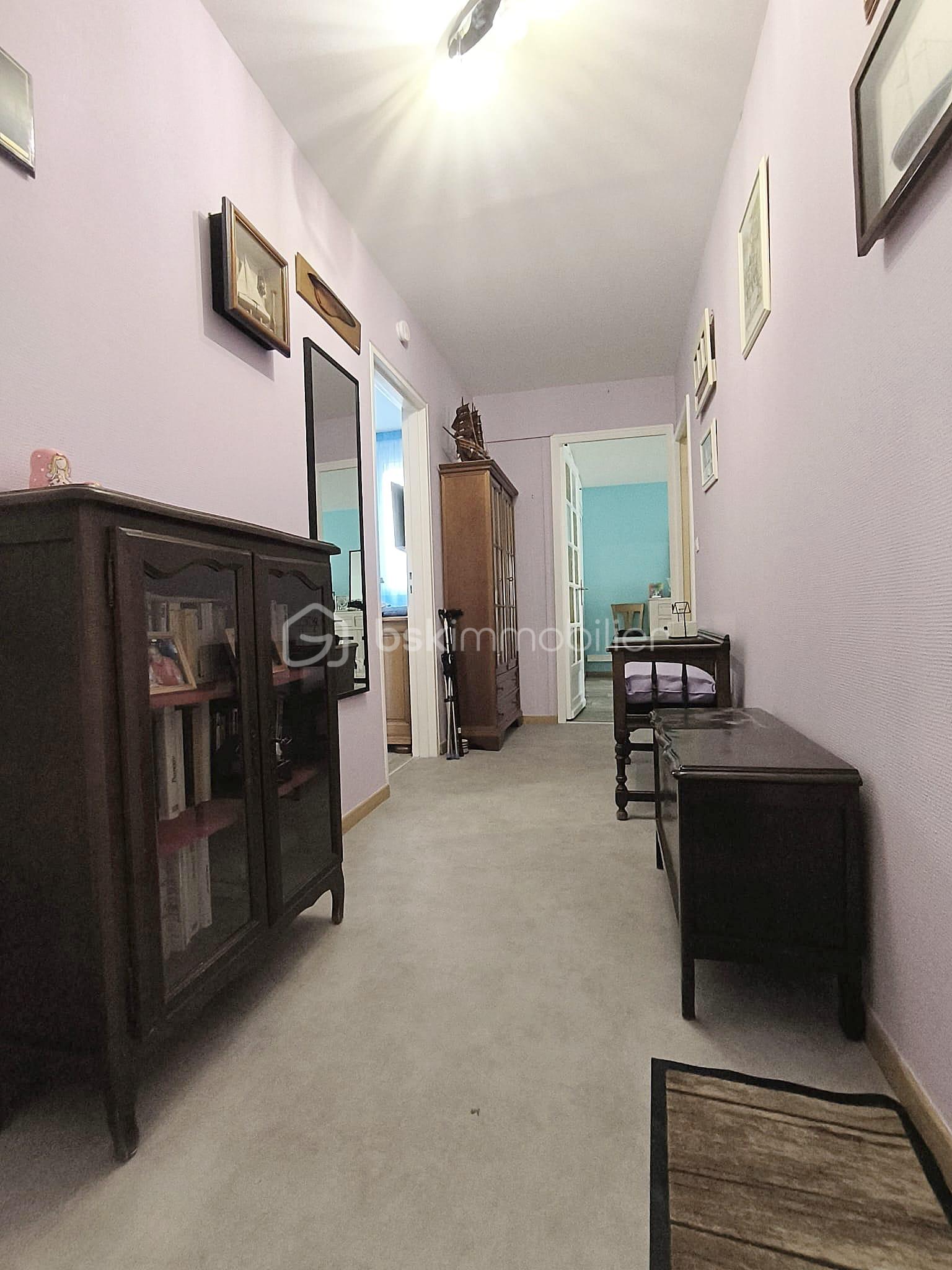 Appartement de 70 m² - EBH6tPyBN1aVv1EKUZMK2vfW4rHrLfiuoGv2Qcw5.jpg