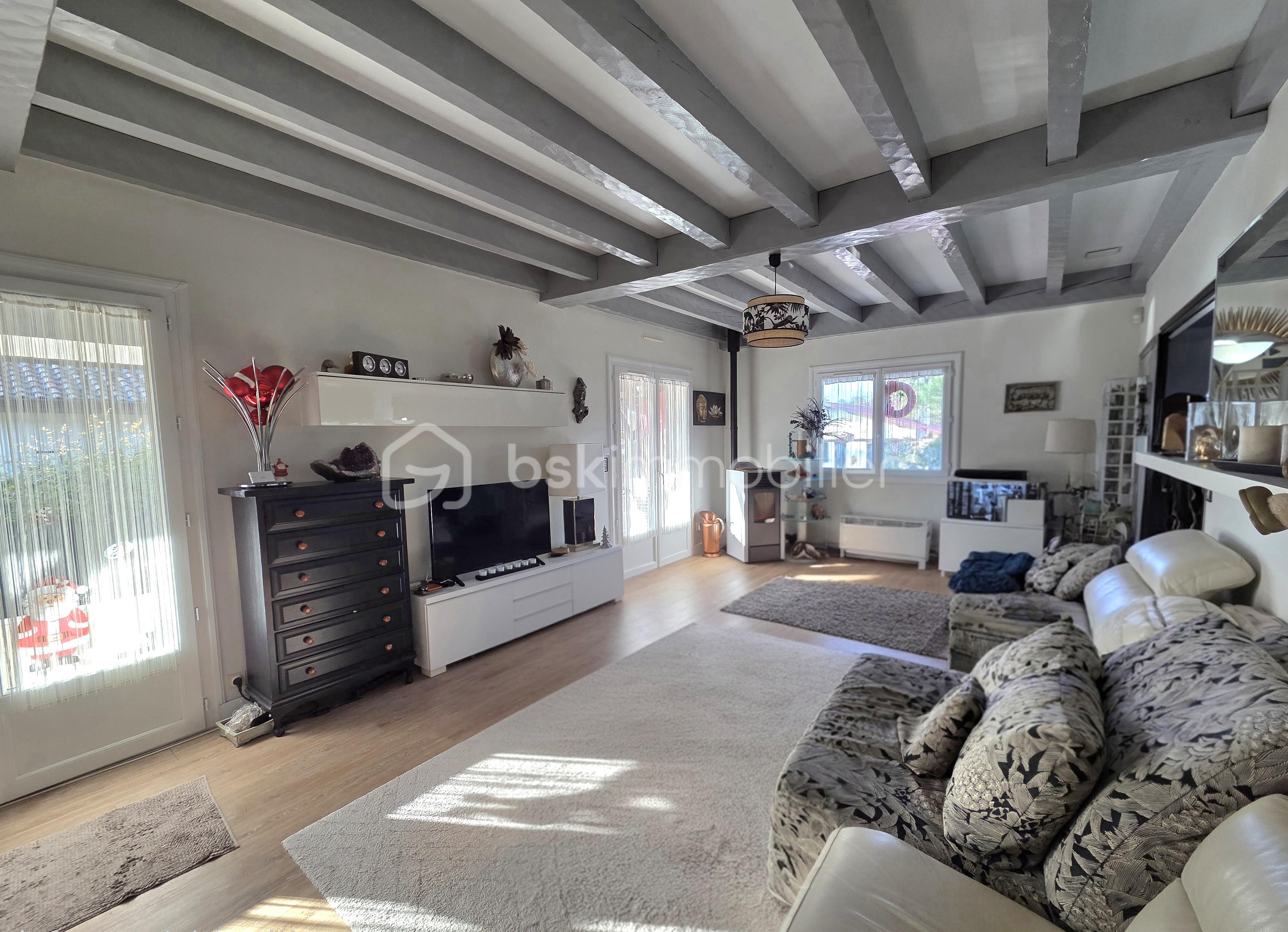 Maison traditionnelle de 123 m² - 20251217_104350(1)(1).jpg