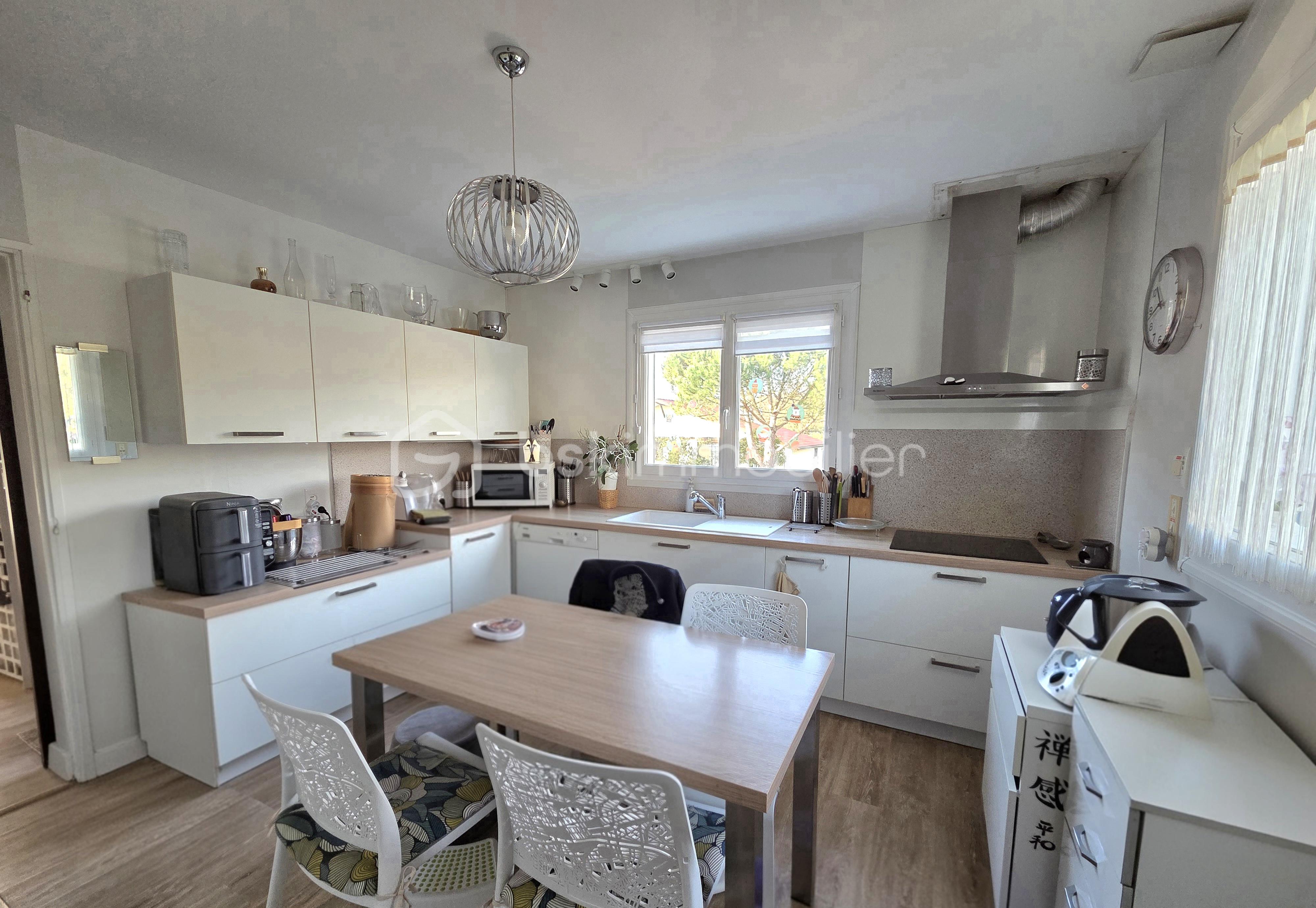 Maison traditionnelle de 123 m² - 20251217_104305(1)(1).jpg